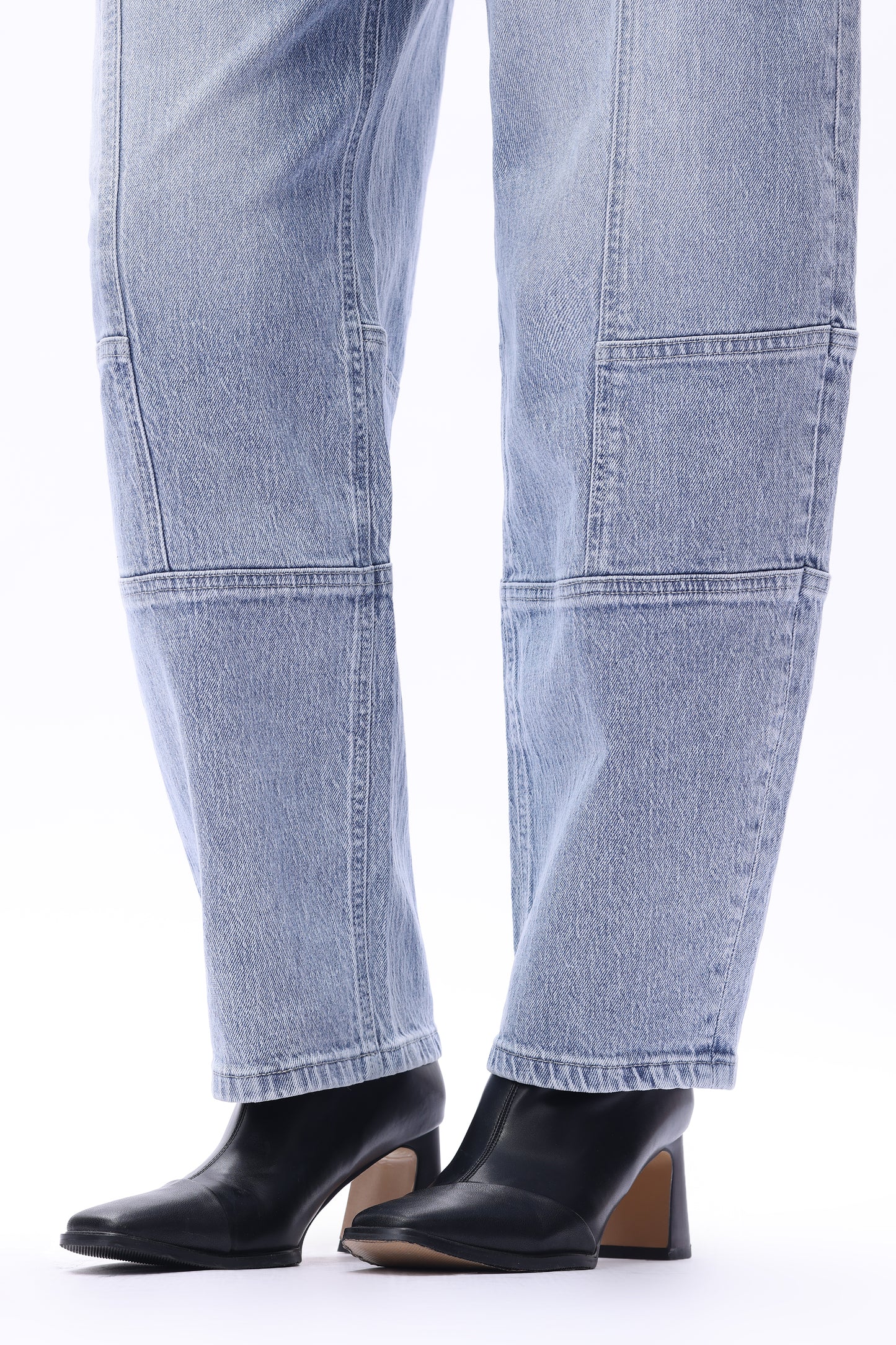 Mid Rise Relaxed Barrel Denim Jeans OSOX0001