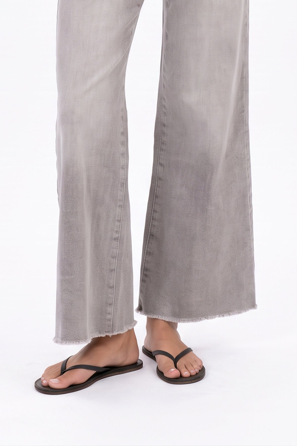 MID HIGH RISE SUPER FLARED WIDE LEG ANKLE JEANS ESFW620804
