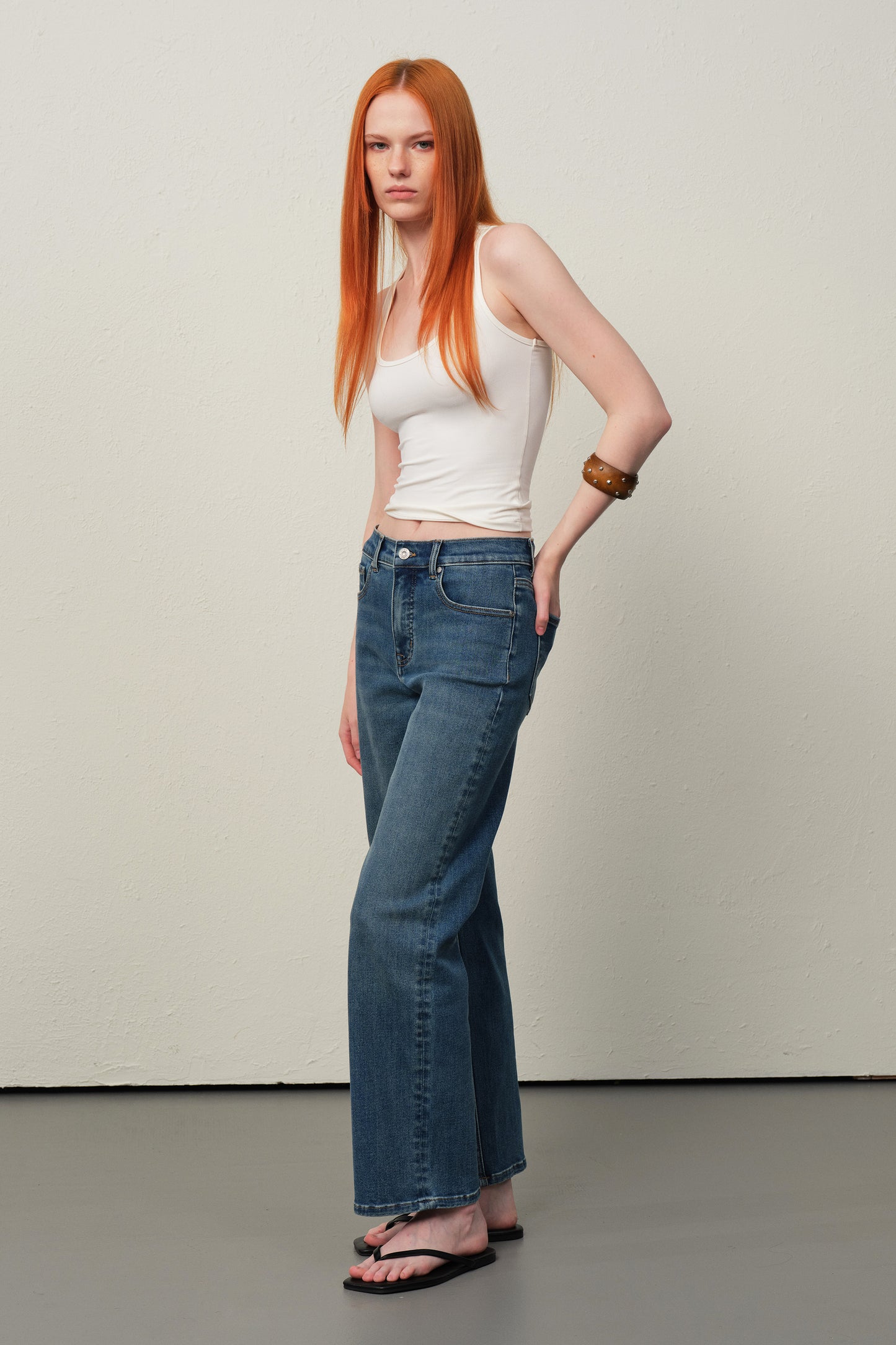 HIGH RISE 90's RELAXED ANKLE JEANS ESFT640518