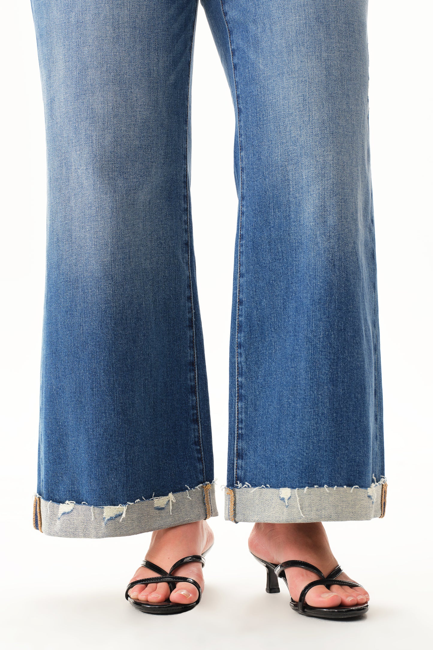 Plus Mid High Rise Cuffed Flared Wide Leg Ankle Jeans ESFW620803-P