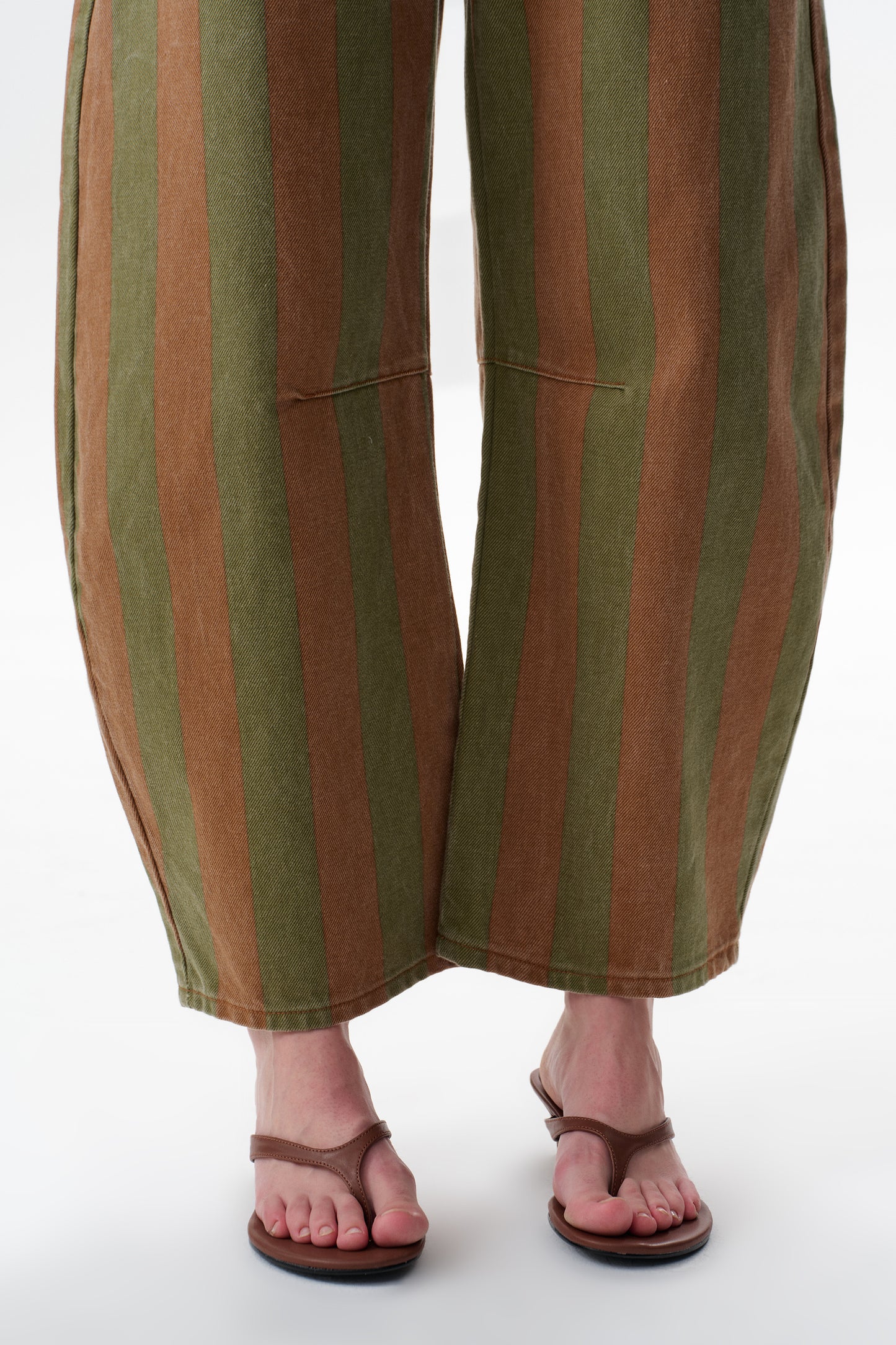 Baggy Bohemia Mid Rise Barrel Print Pants OSOX011