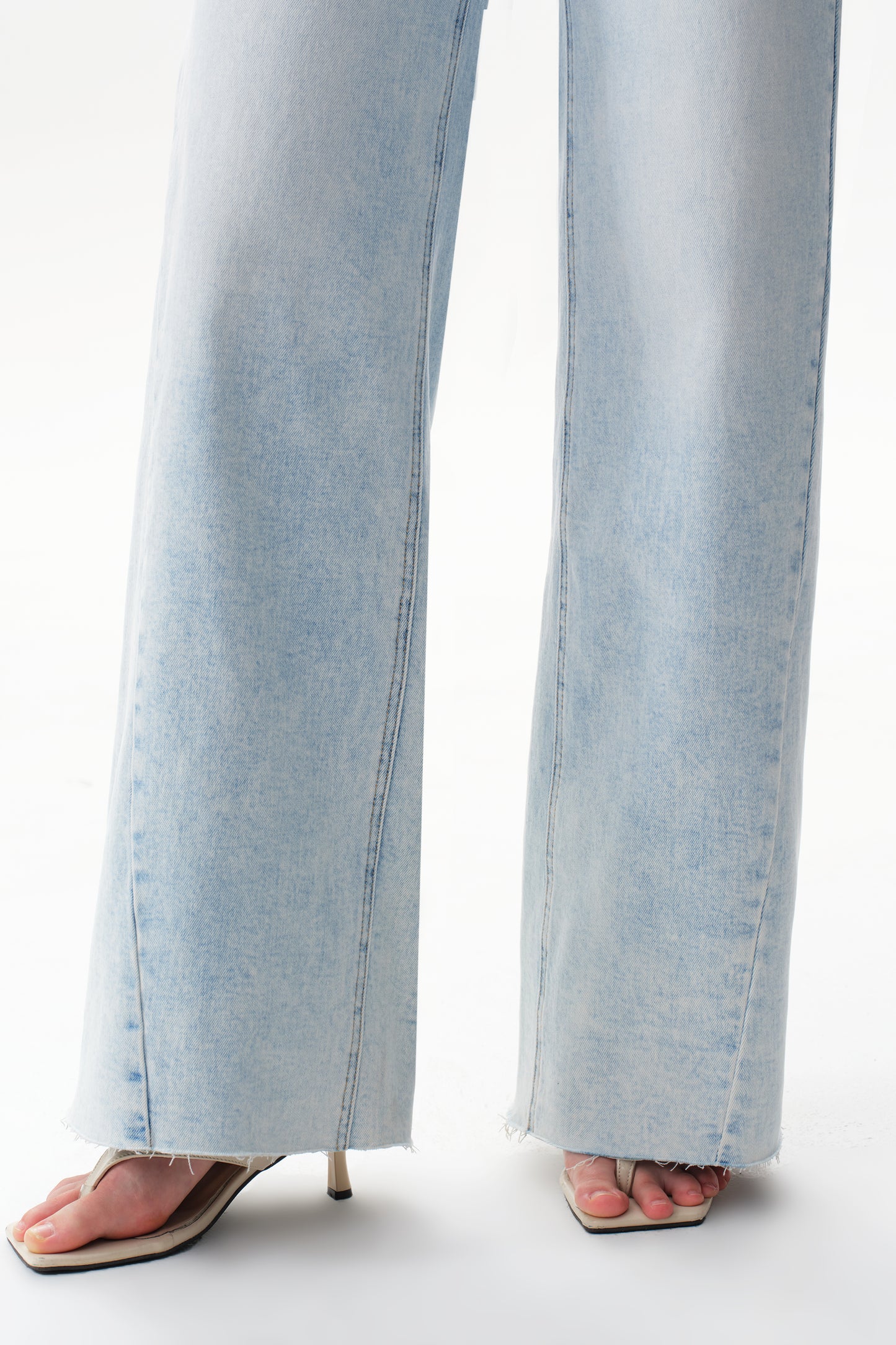 Flattering Soft Faded Wash High Rise Wide Leg Denim Jeans OSW8185