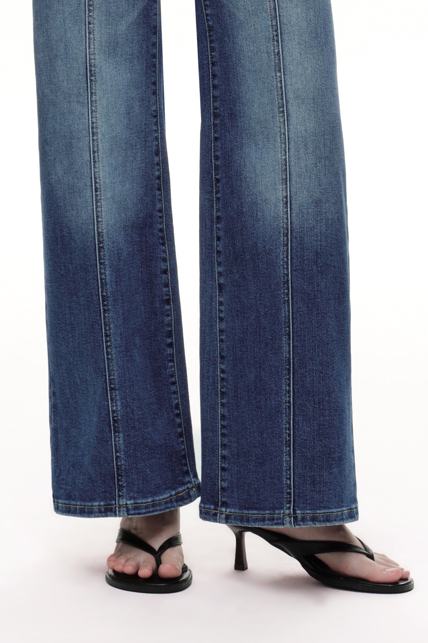Distinctive Front Seam High Rise Wide Leg Jeans OSW8023EC