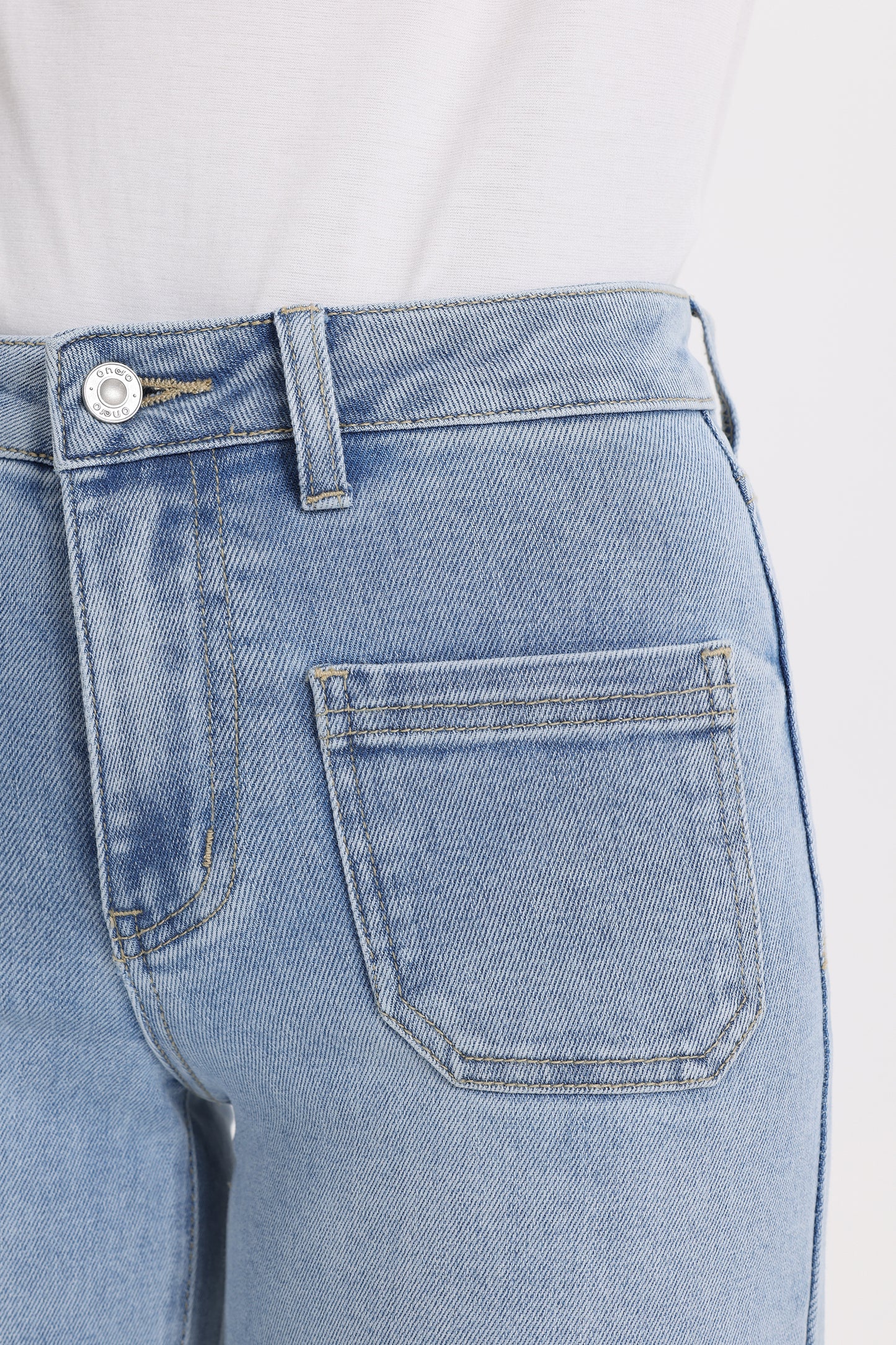 Timeless Silhouette Mid Rise Wide Leg Denim Jeans OSW8029EC