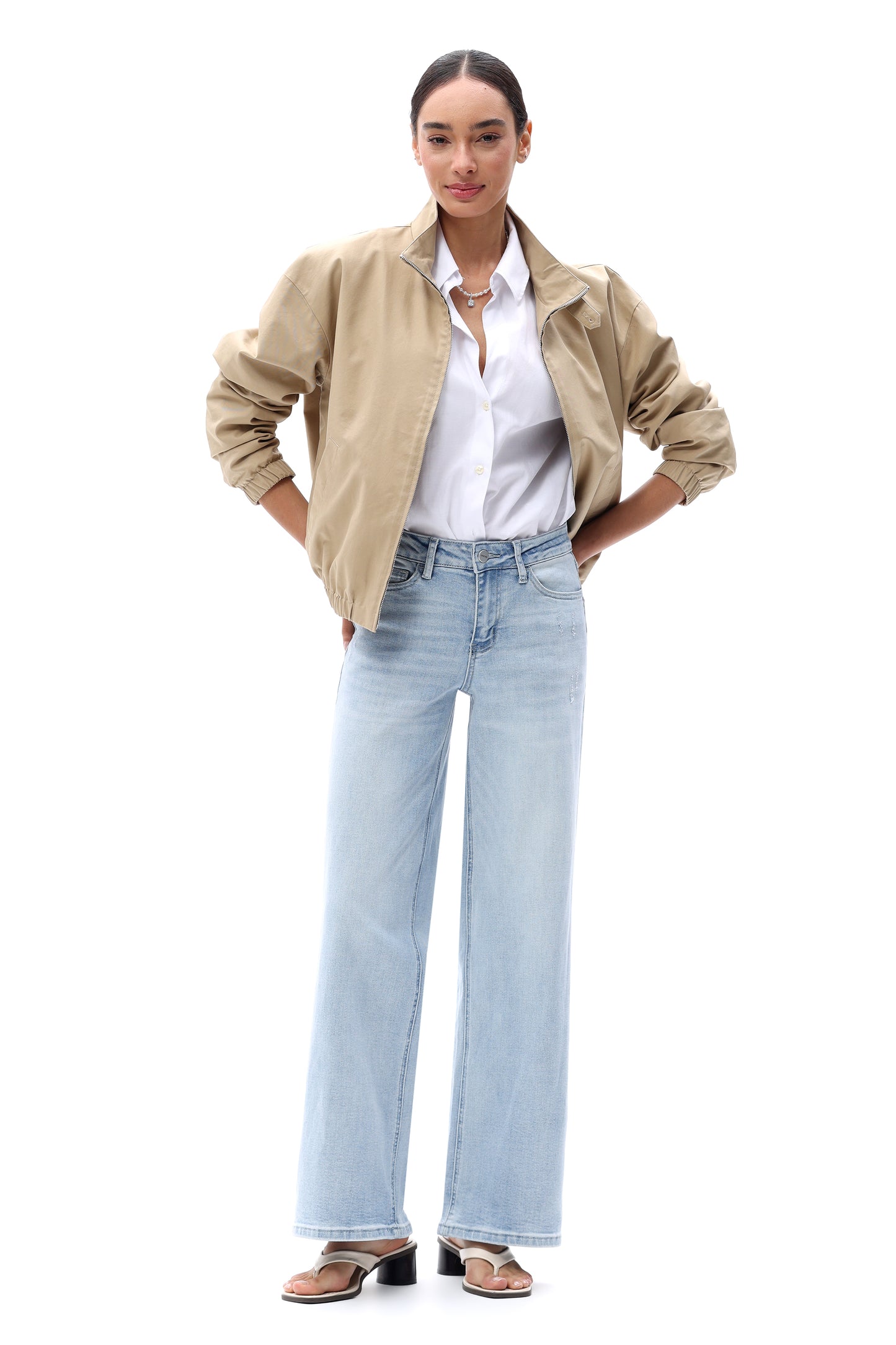 BBL Mid Rise Wide Leg Relaxed Jeans BG8001
