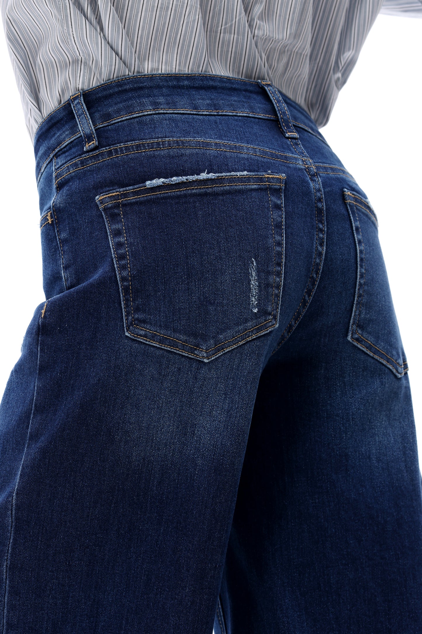 BBL Mid Rise Wide Leg Relaxed Jeans BG8001