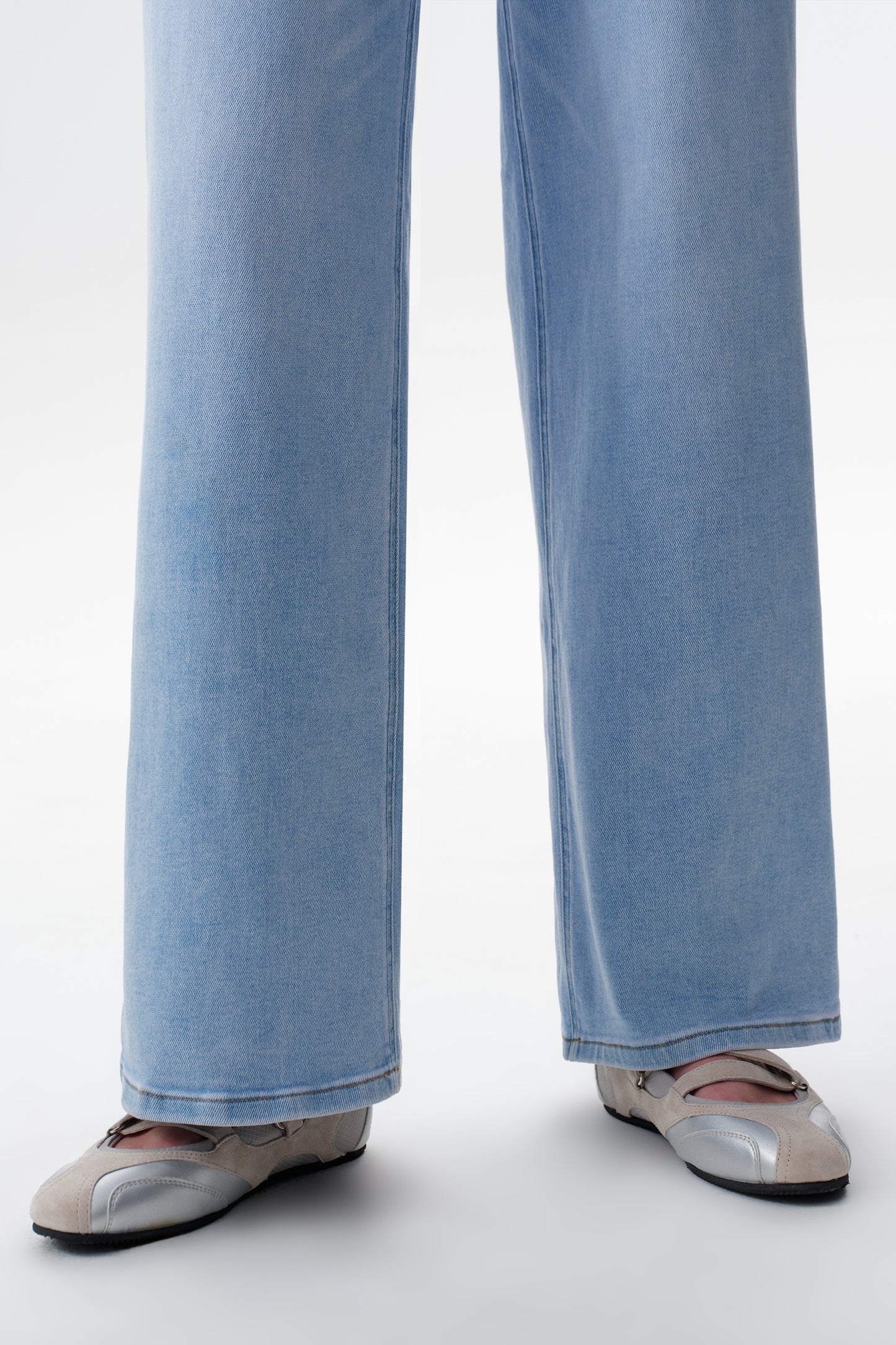 Mid Rise Baggy BBL Wide Leg Denim Jeans OSW8001