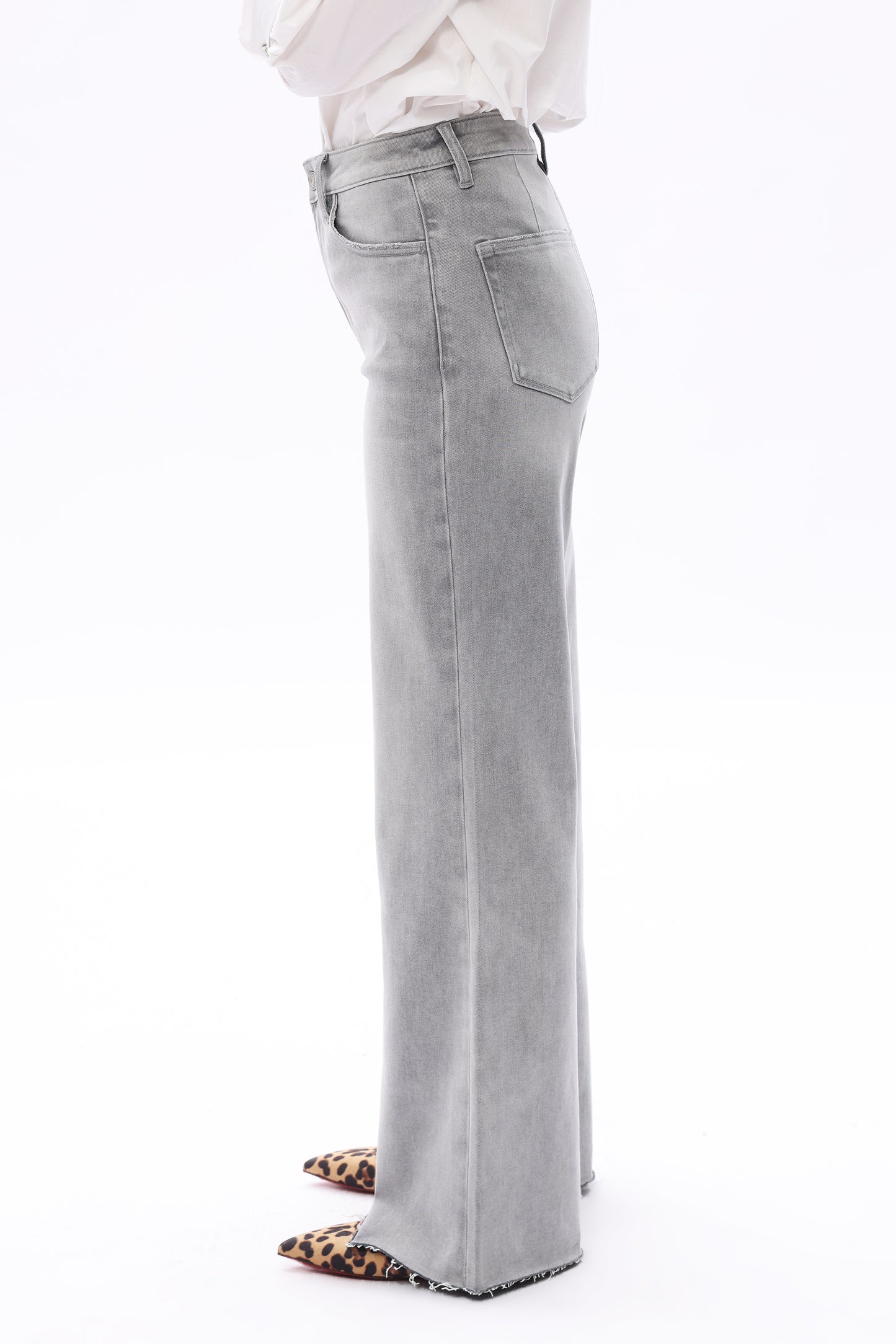 SUPER HIGH RISE WIDE LEG FRAYED HEM DENIM JEANS OSW8101-1 STONE GRAY