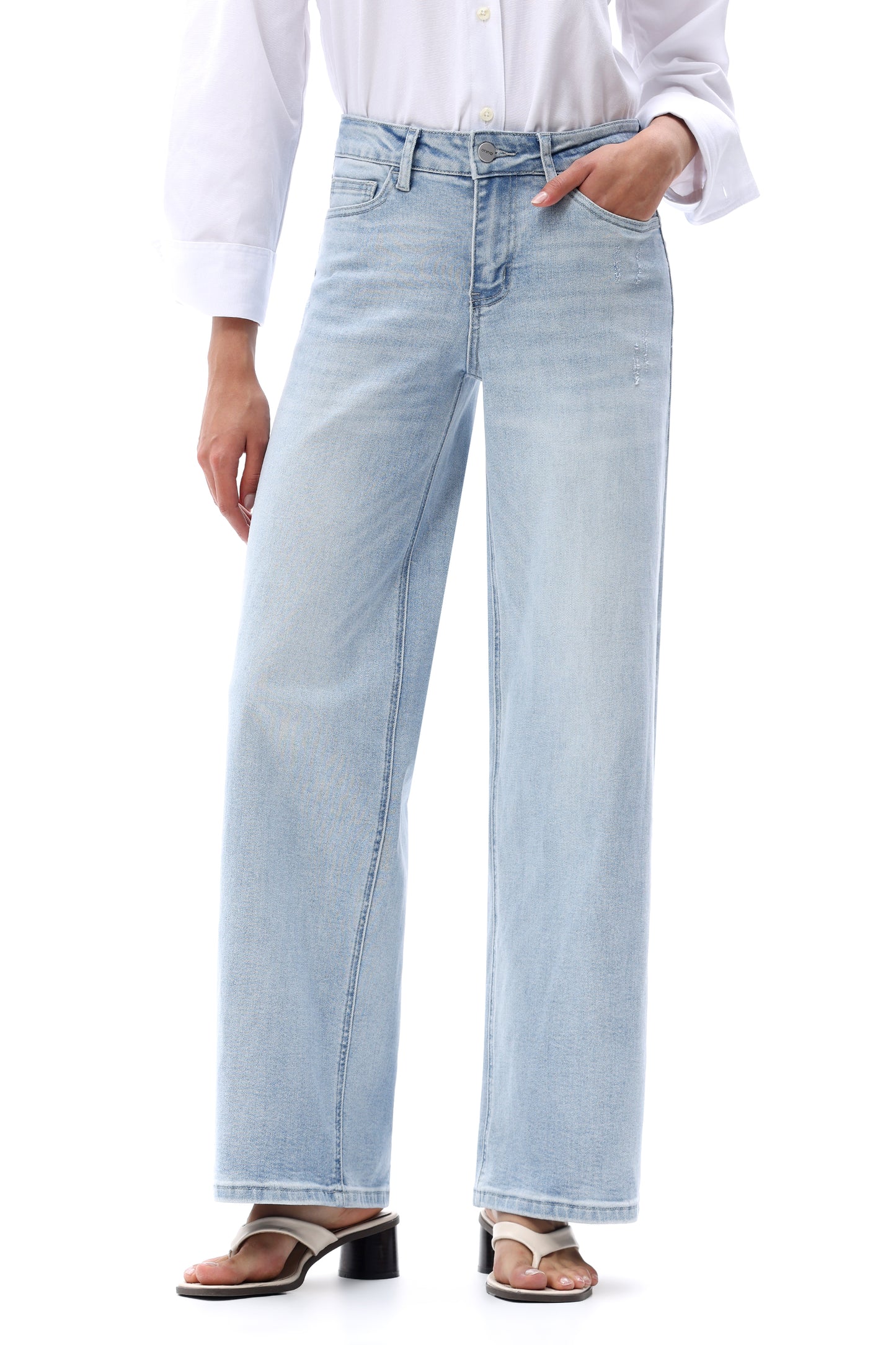 BBL Mid Rise Wide Leg Relaxed Jeans BG8001