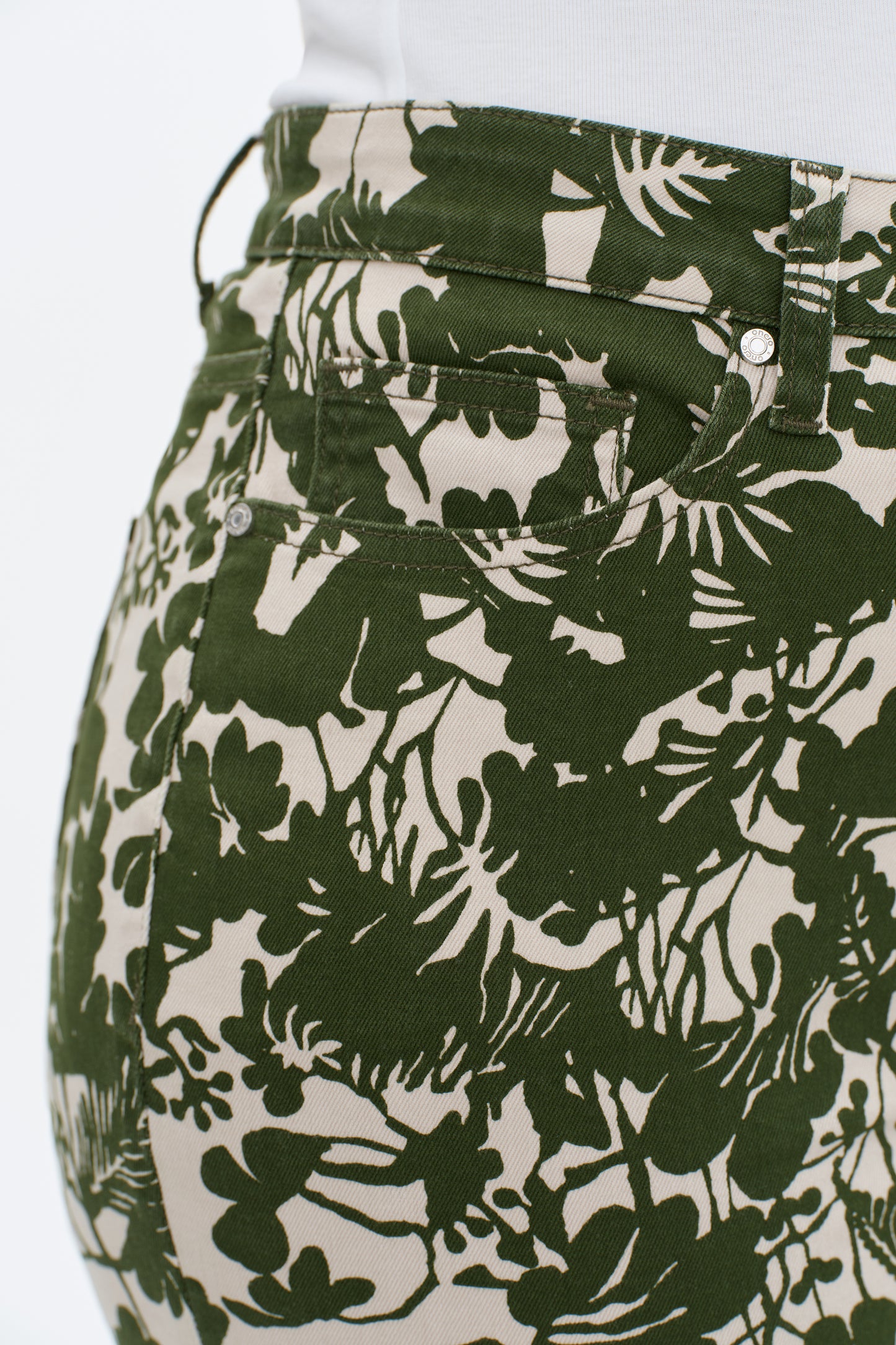 Plus Size High-Waisted High Bootcut Floral Print Jeans OSF1136-P