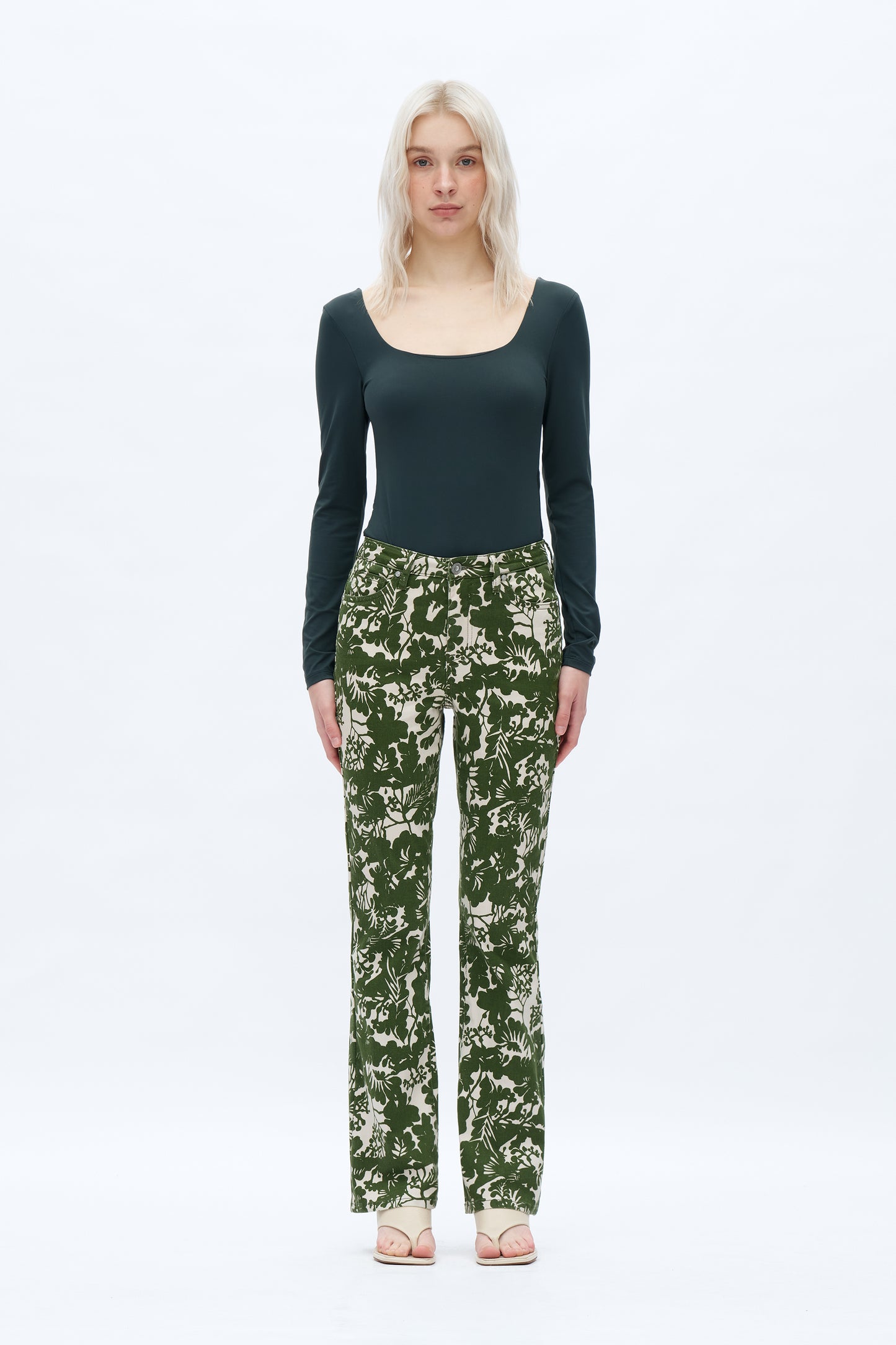 High-Waisted High Stretch Bootcut Floral Print Jeans OSF1136