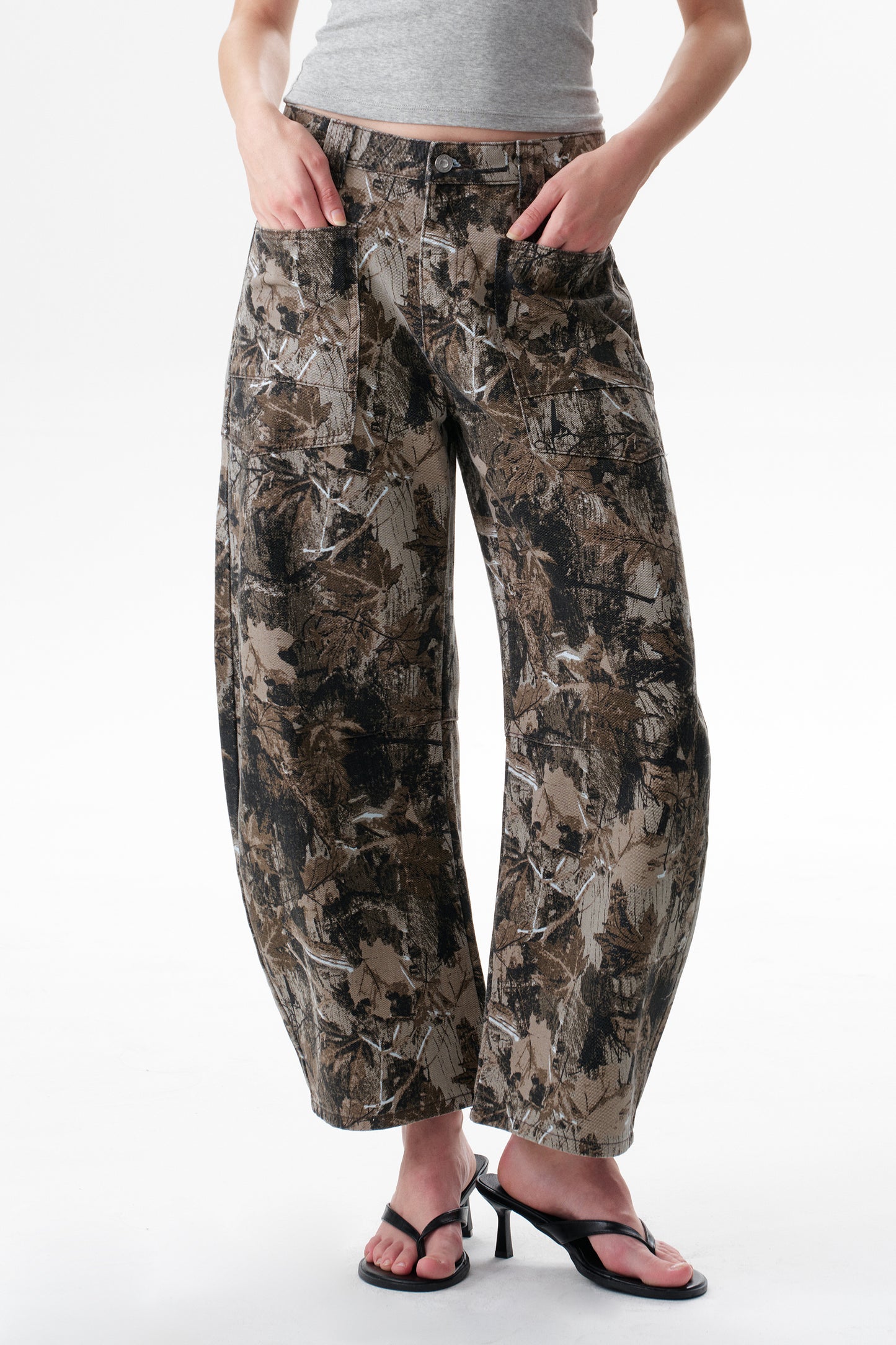 Baggy Bohemia Mid Rise Barrel Print Pants OSOX011
