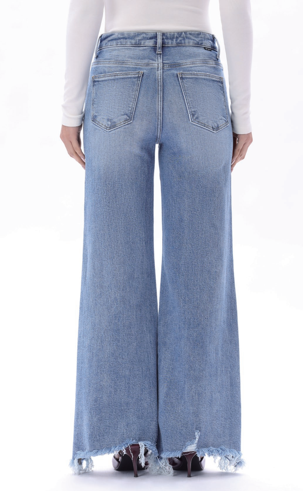 MID HIGH RISE FLARED WIDE LEG TALL JEANS ESFW620805
