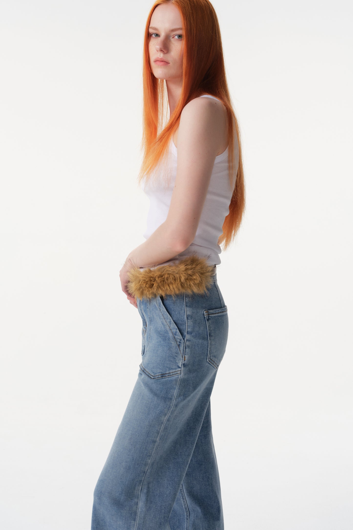 Mid High Rise Wide Leg Ankle Jeans ESFW620809