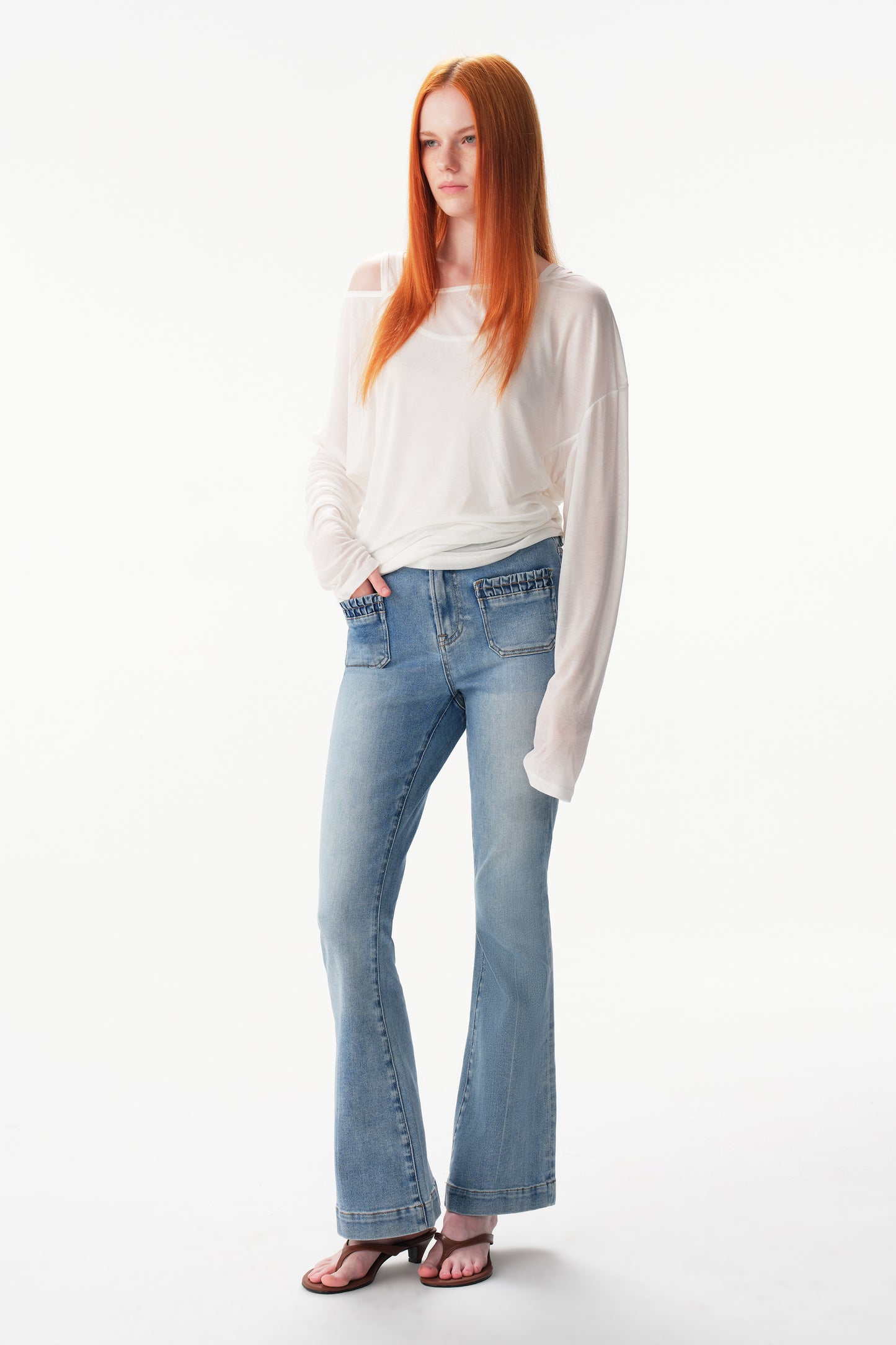 HIGH RISE BOOTCUT FULL JEANS ESFF640110