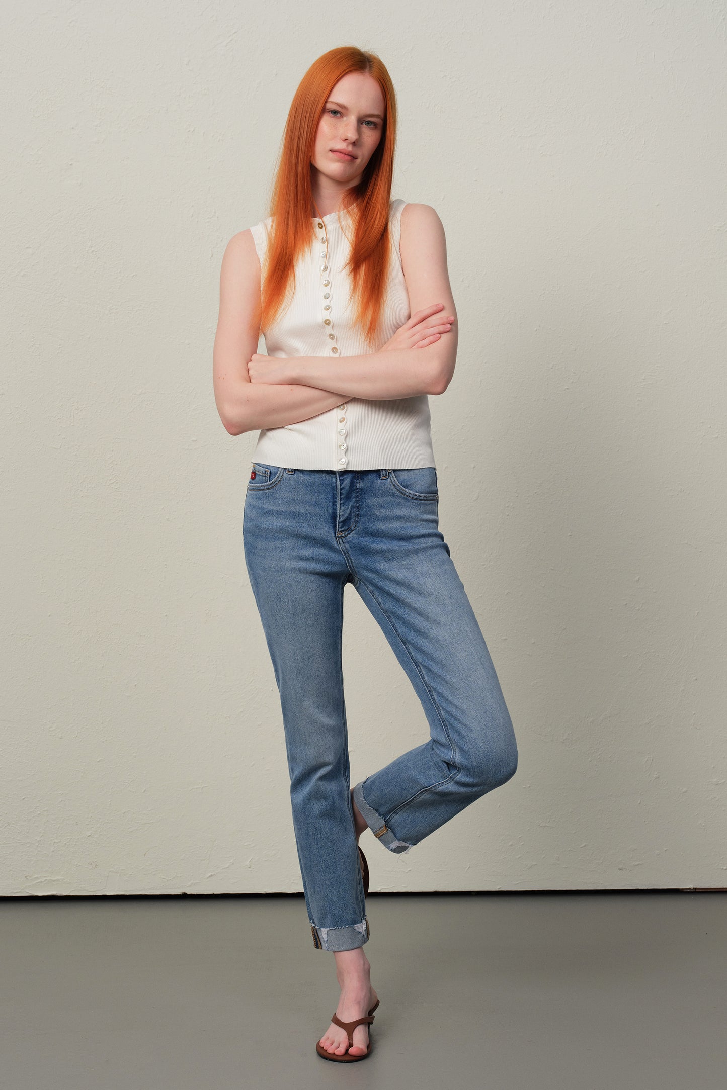 The Eloise Mid Rise Cuffed Straight Ankle Jeans ESFT620503