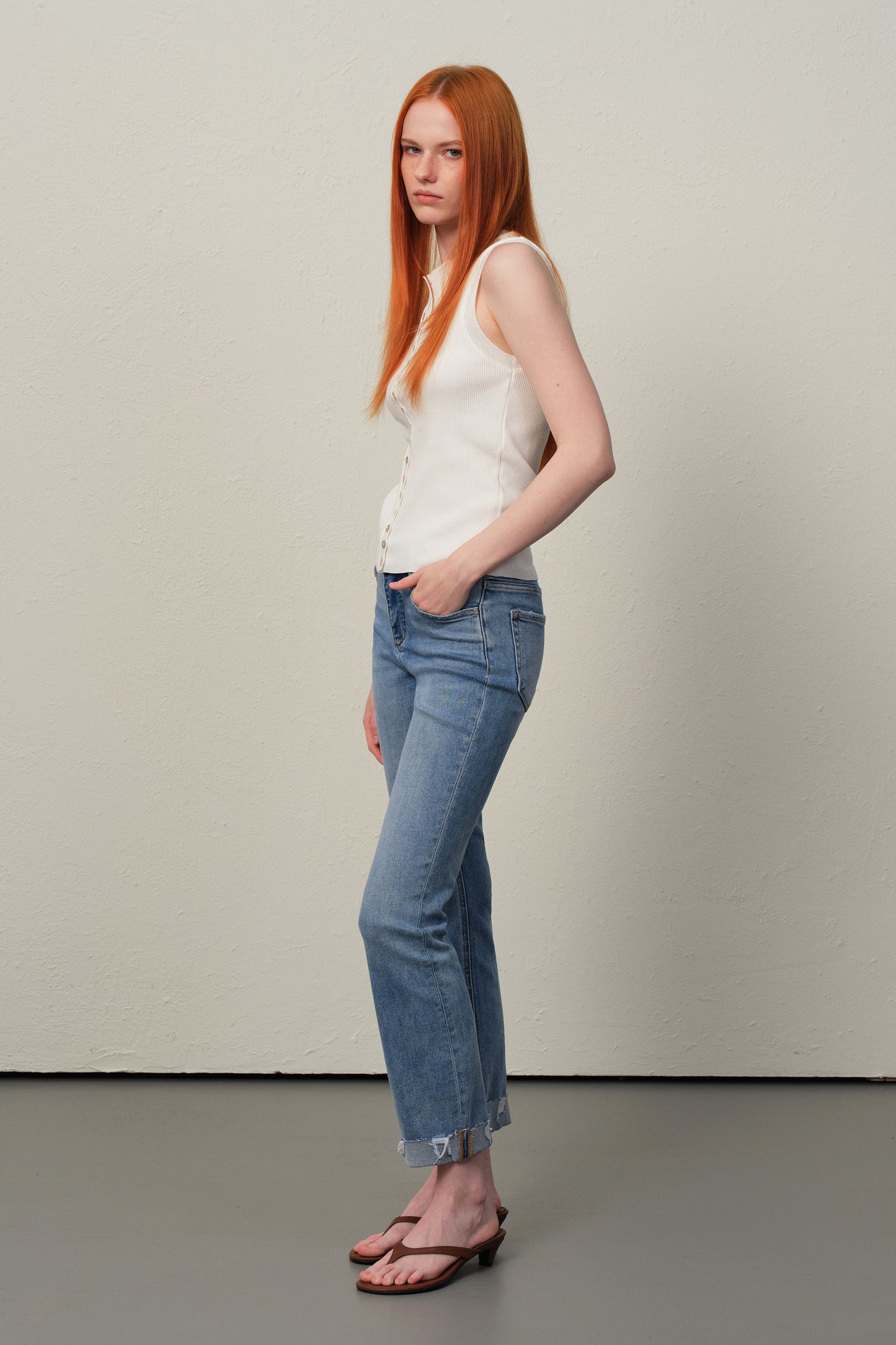 The Eloise Mid Rise Cuffed Straight Ankle Jeans ESFT620503