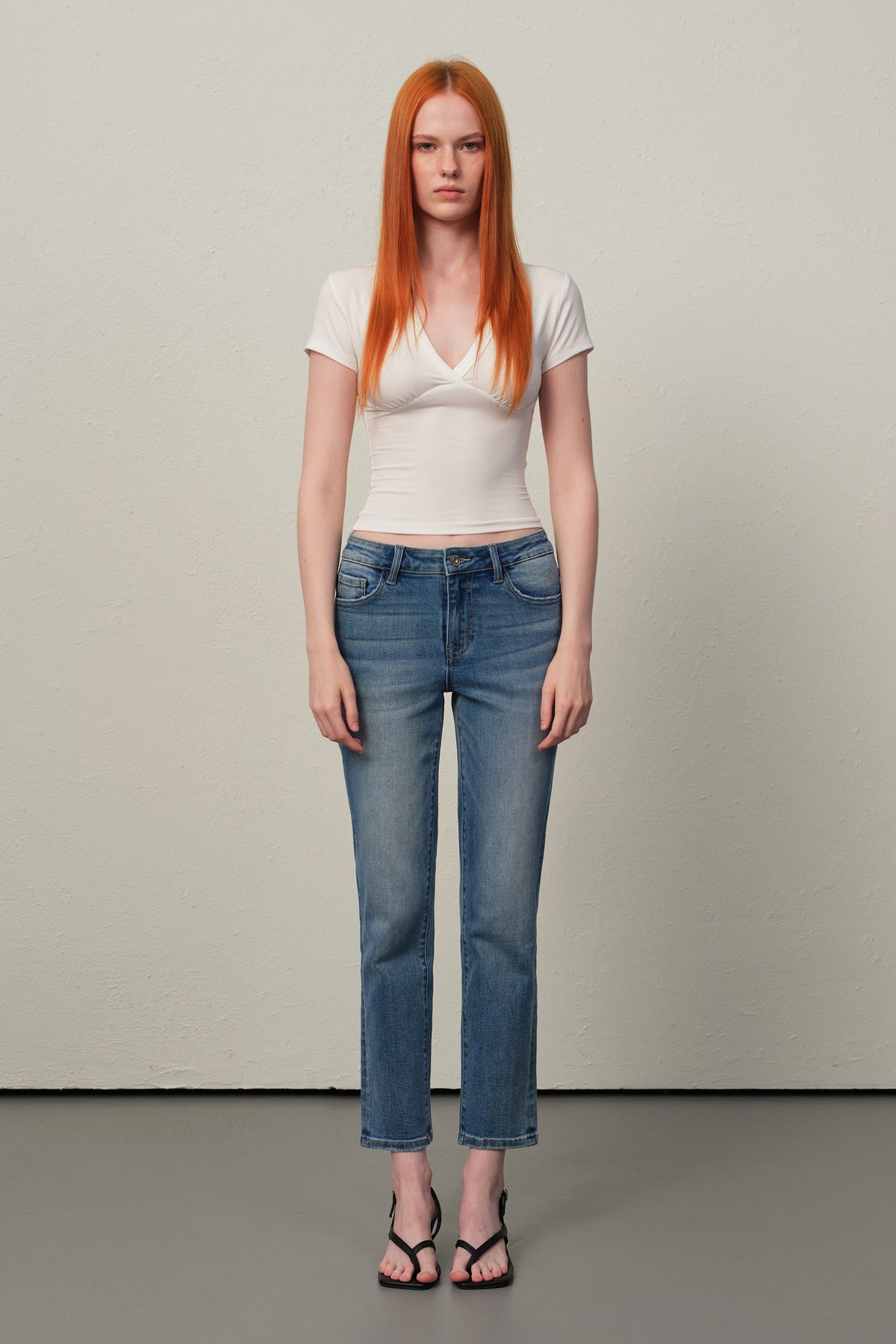 Mid Rise Straight Ankle Jeans ESFT630512-P