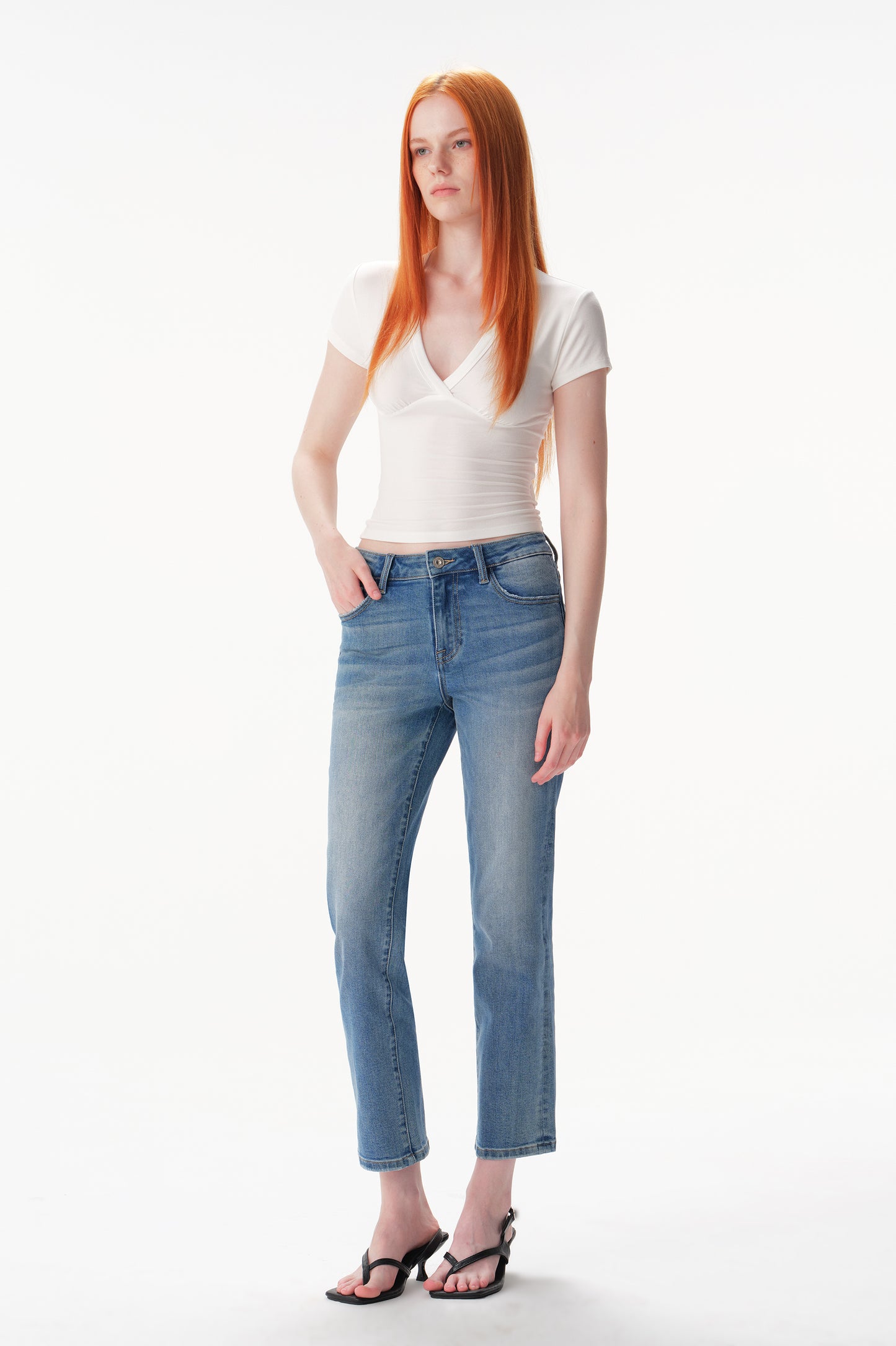 Mid Rise Straight Ankle Jeans ESFT630512