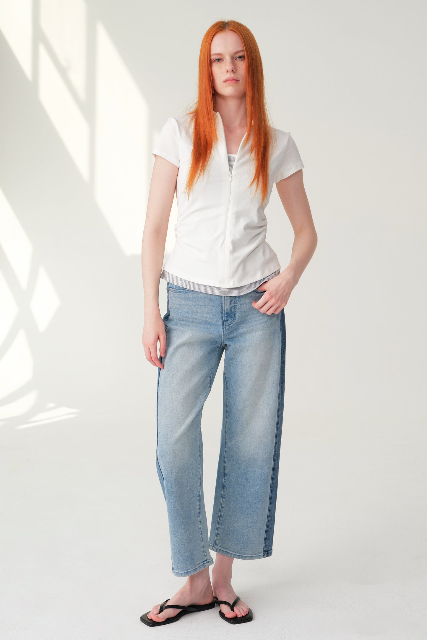 SUPER HIGH RISE PIECED BARREL CROPPED JEANS ESFO620X02