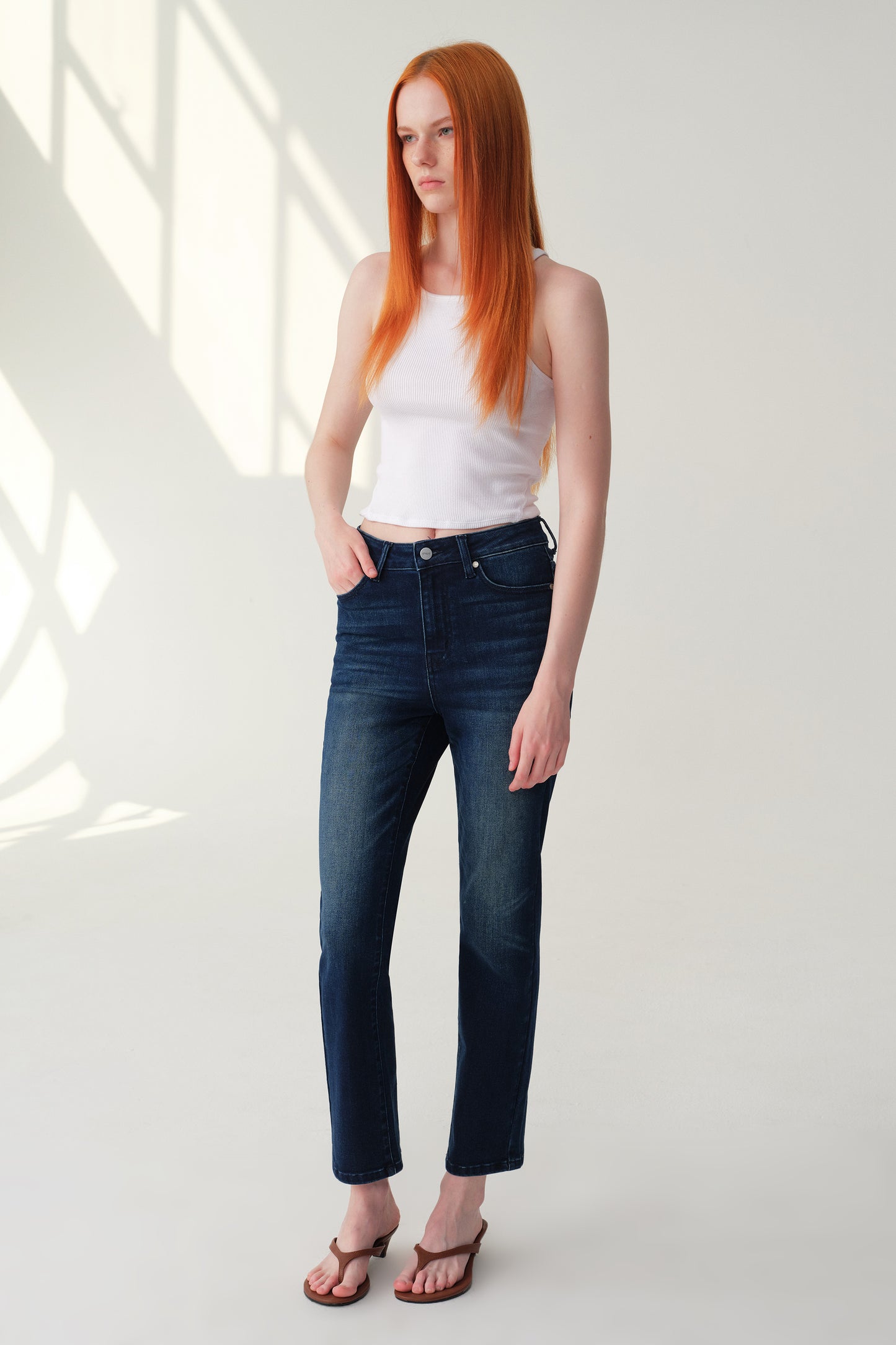 High Rise Straight Cropped Jeans ESFT630506