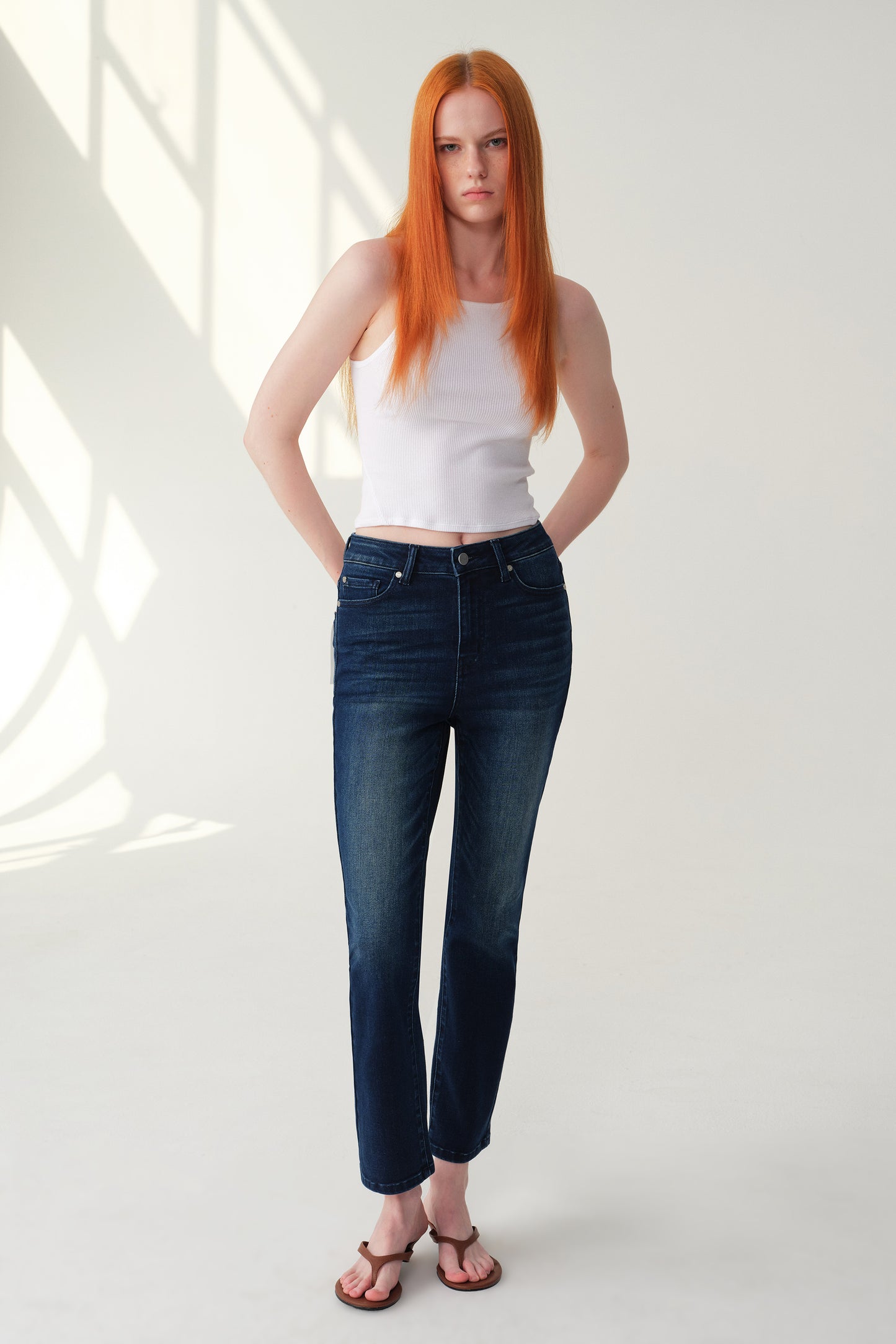 High Rise Straight Cropped Jeans ESFT630506