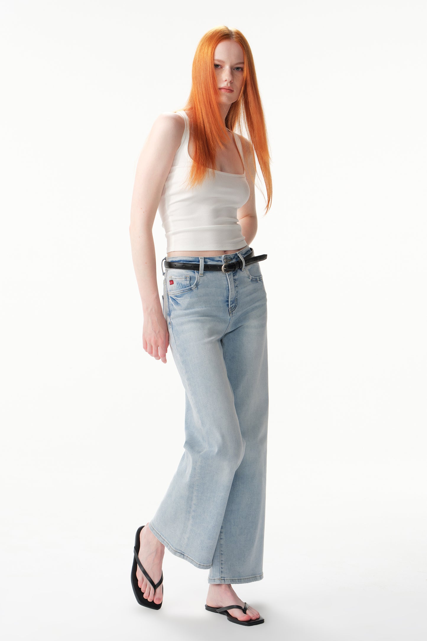 High Rise Wide Leg Ankle Jeans  ESFW620806