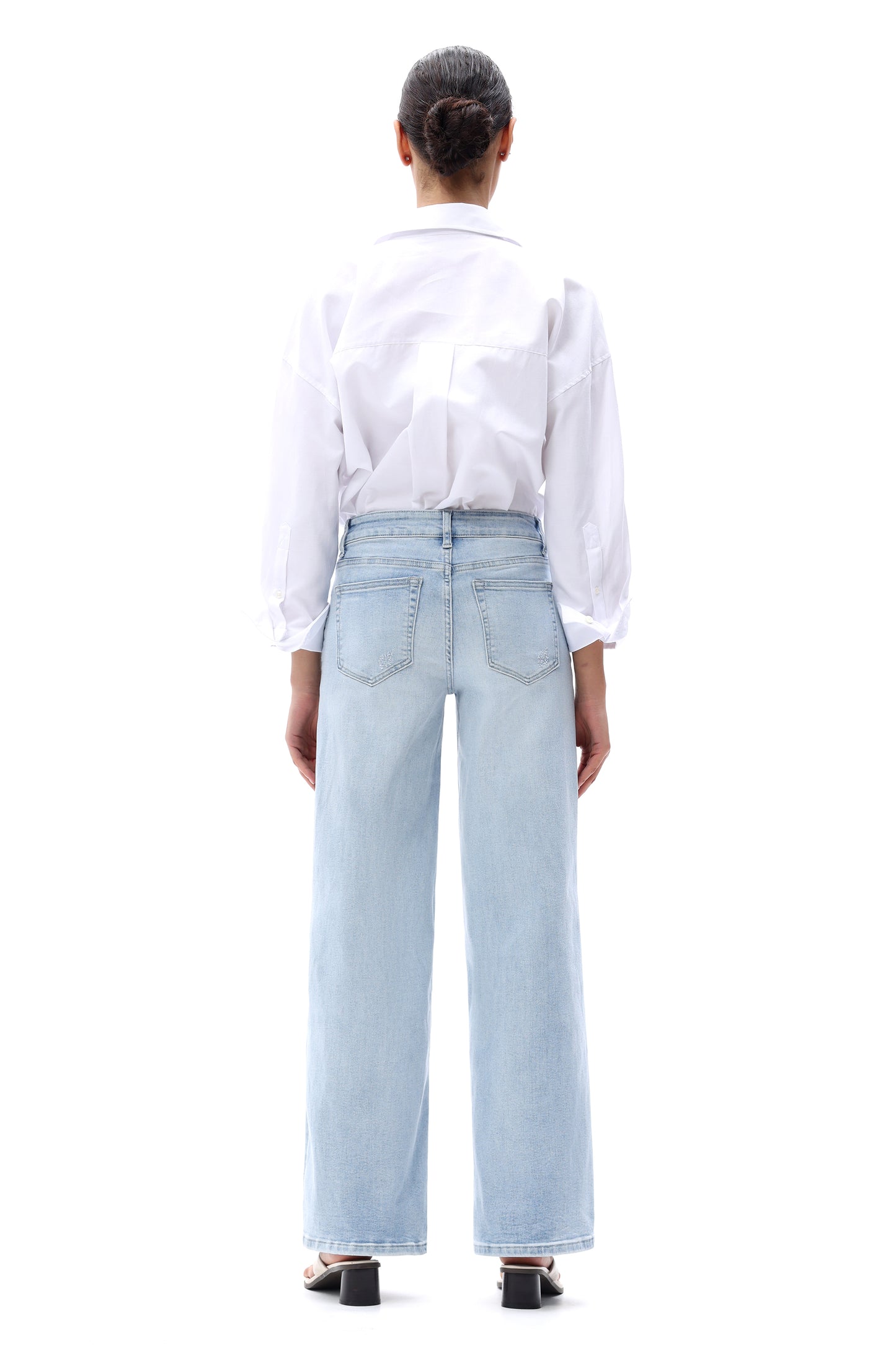 BBL Mid Rise Wide Leg Relaxed Jeans BG8001