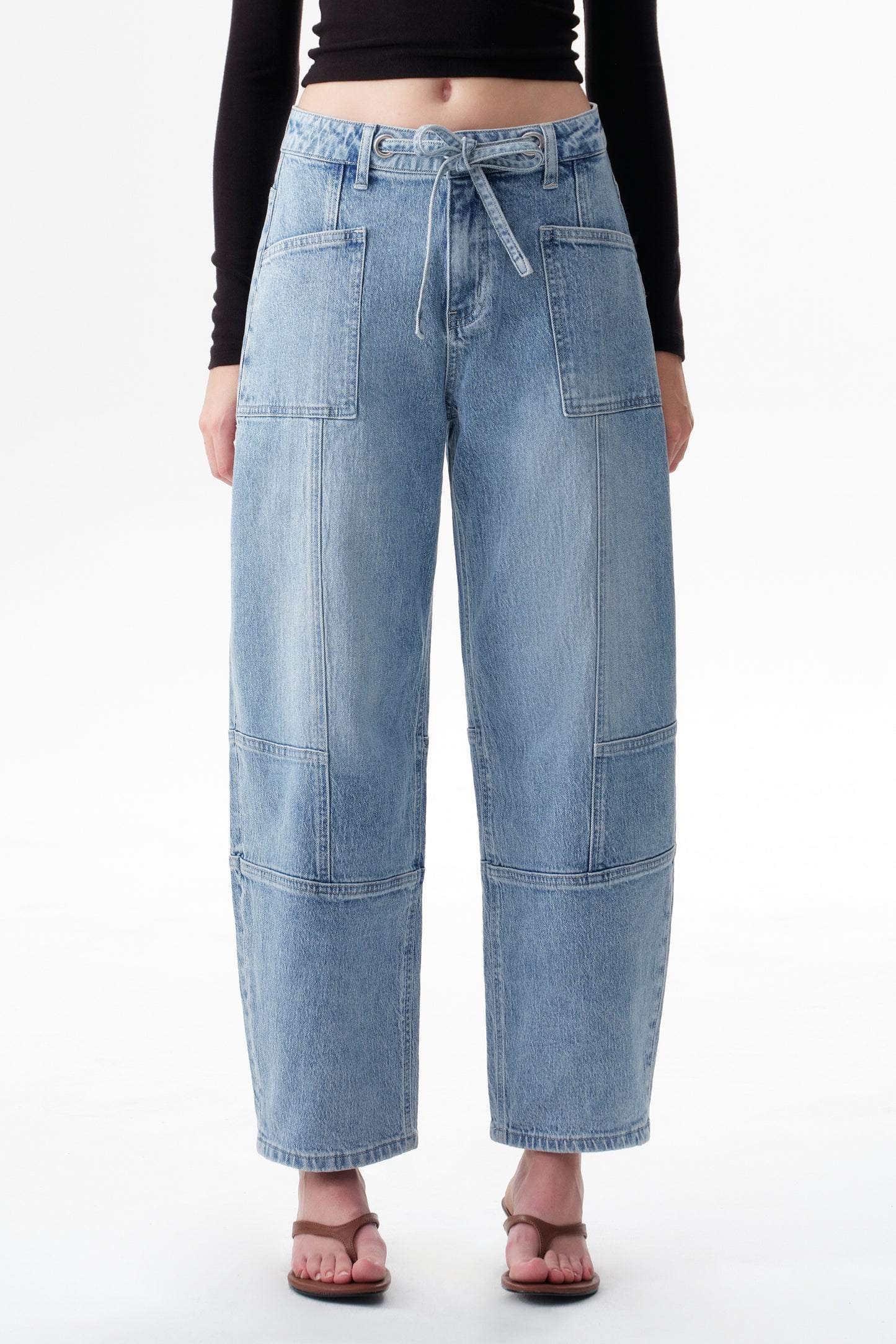Mid Rise Relaxed Barrel Denim Jeans OSOX0001