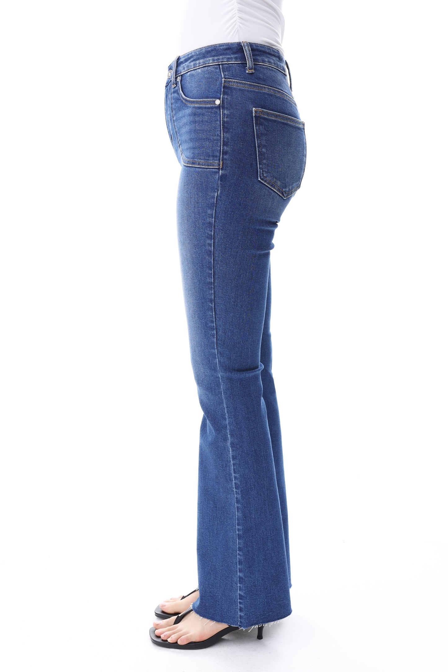 The Nova High Rise Bootcut Full Jeans ESFF640111