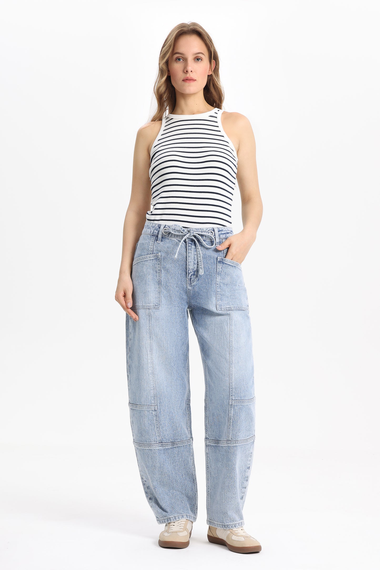 Mid Rise Relaxed Barrel Denim Jeans OSOX0001