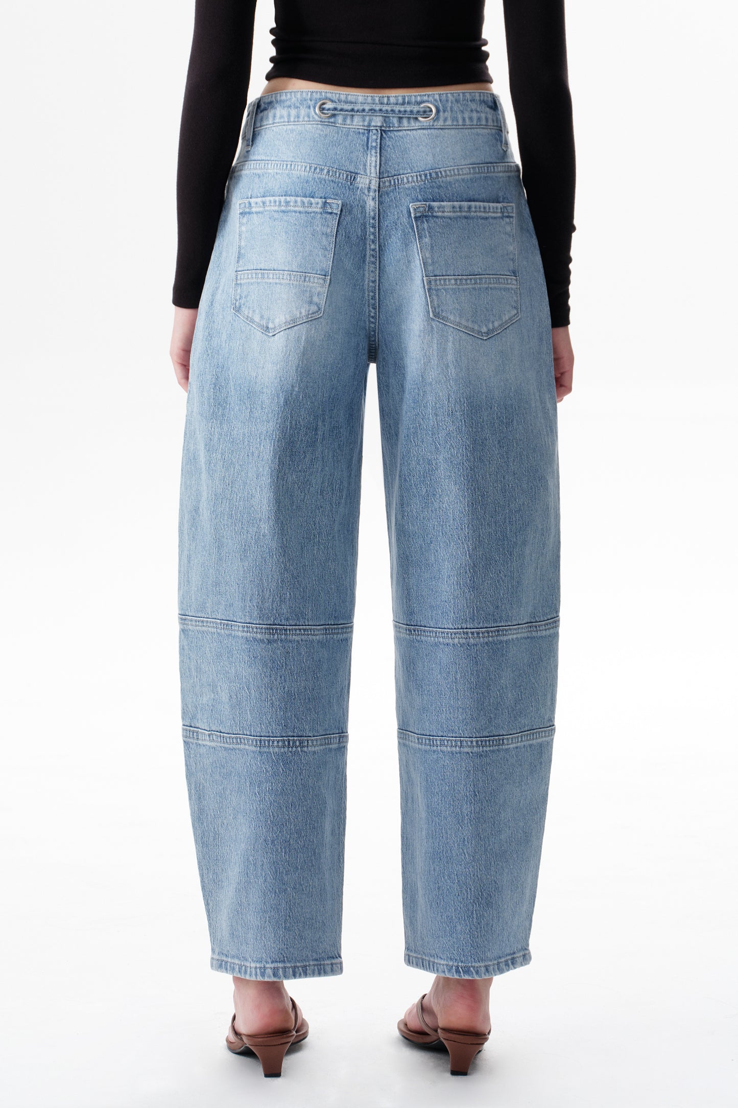 Mid Rise Relaxed Barrel Denim Jeans OSOX0001