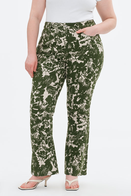 Plus Size High-Waisted High Bootcut Floral Print Jeans OSF1136-P