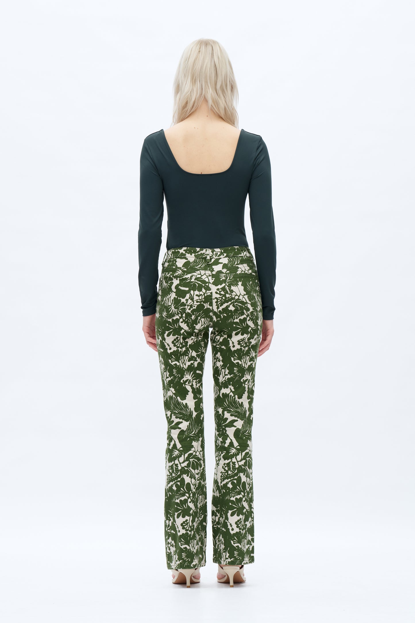 High-Waisted High Stretch Bootcut Floral Print Jeans OSF1136