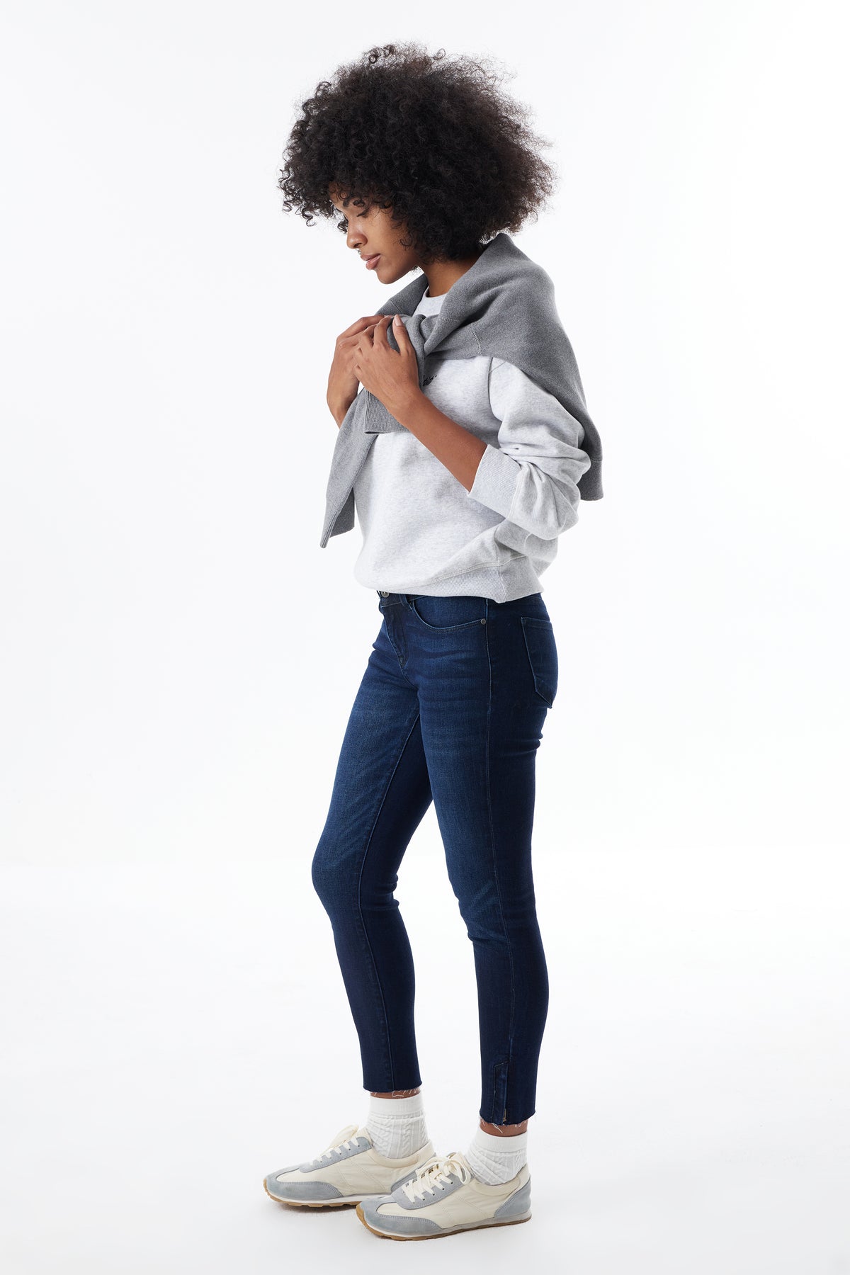 The Luna Low Rise Skinny Cropped Jeans ESFS640203