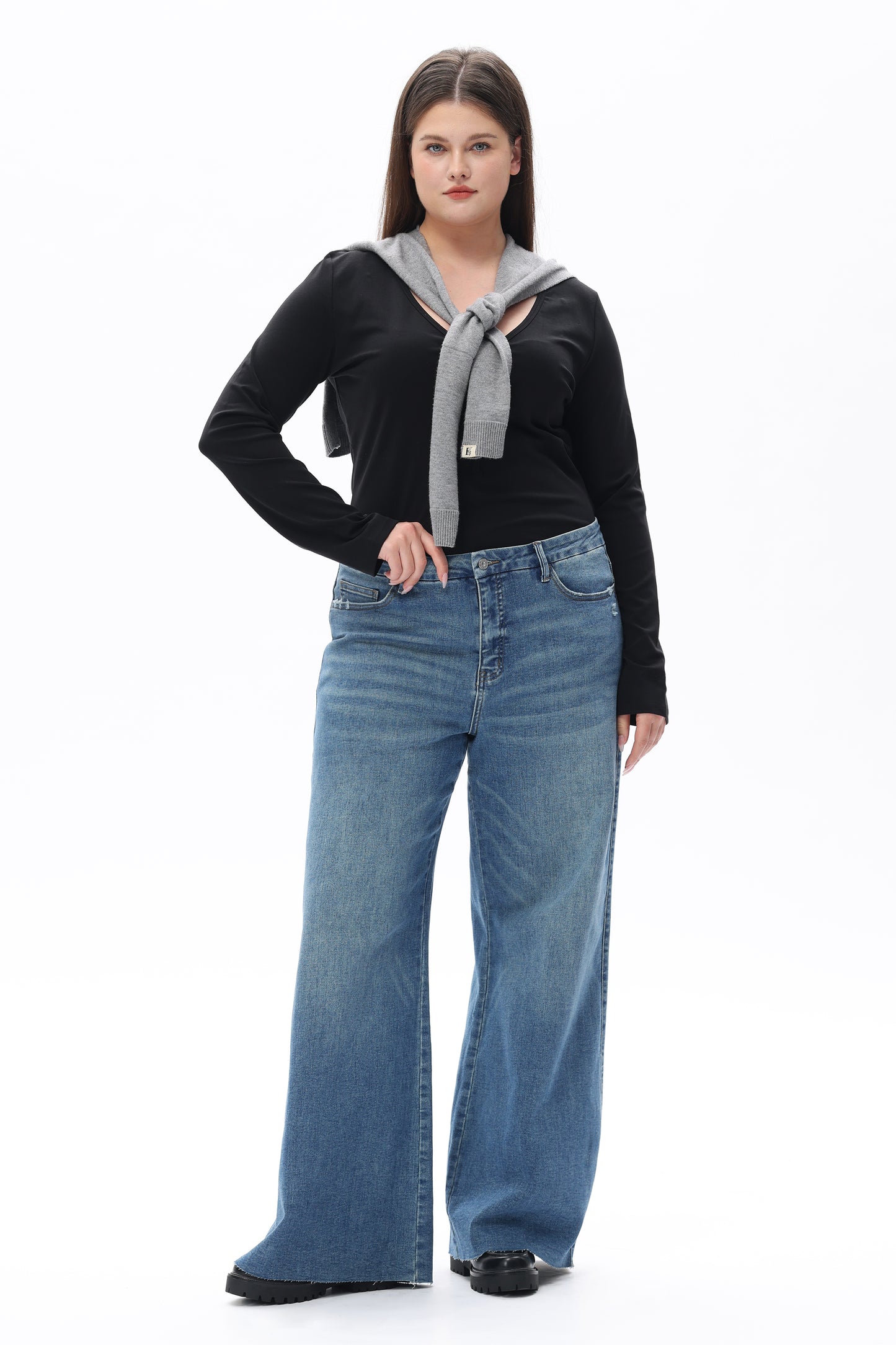 MID RISE WIDE LEG JEANS RAW HEM VINTAGE DENIM OSW8019-P