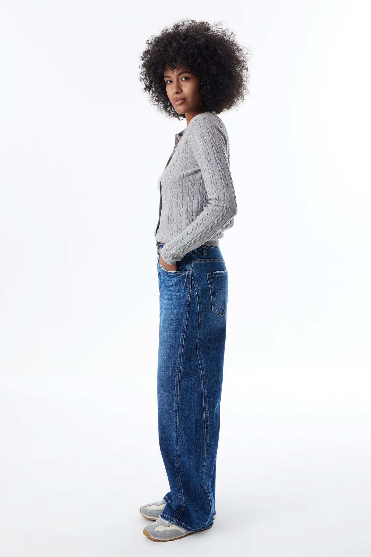 HIGH RISE CURVY DARTED BARREL FULL JEANS ESFO640X06
