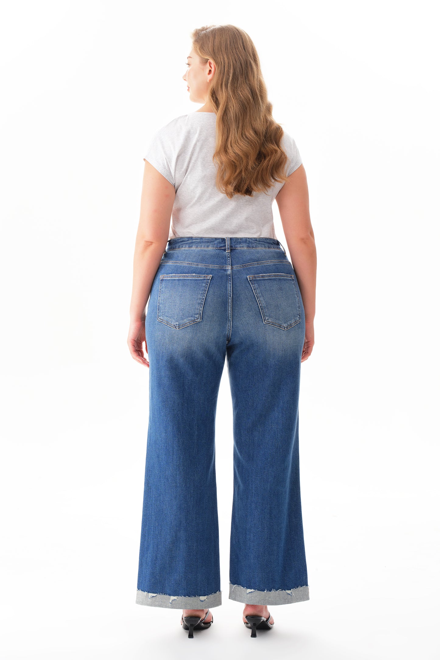 Plus Mid High Rise Cuffed Flared Wide Leg Ankle Jeans ESFW620803-P