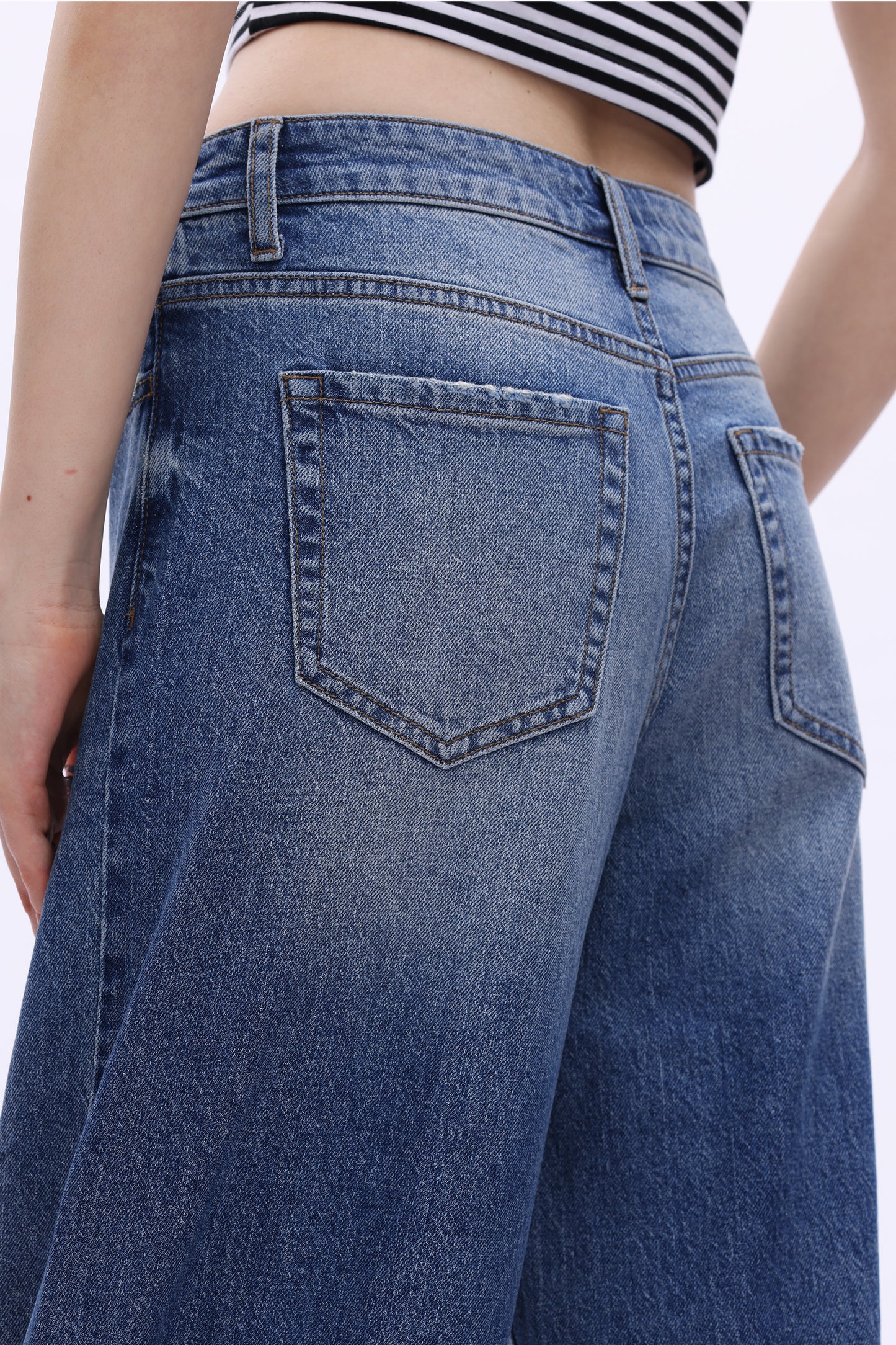 Low Rise Wide Leg  Distressed Jeans OSW8014