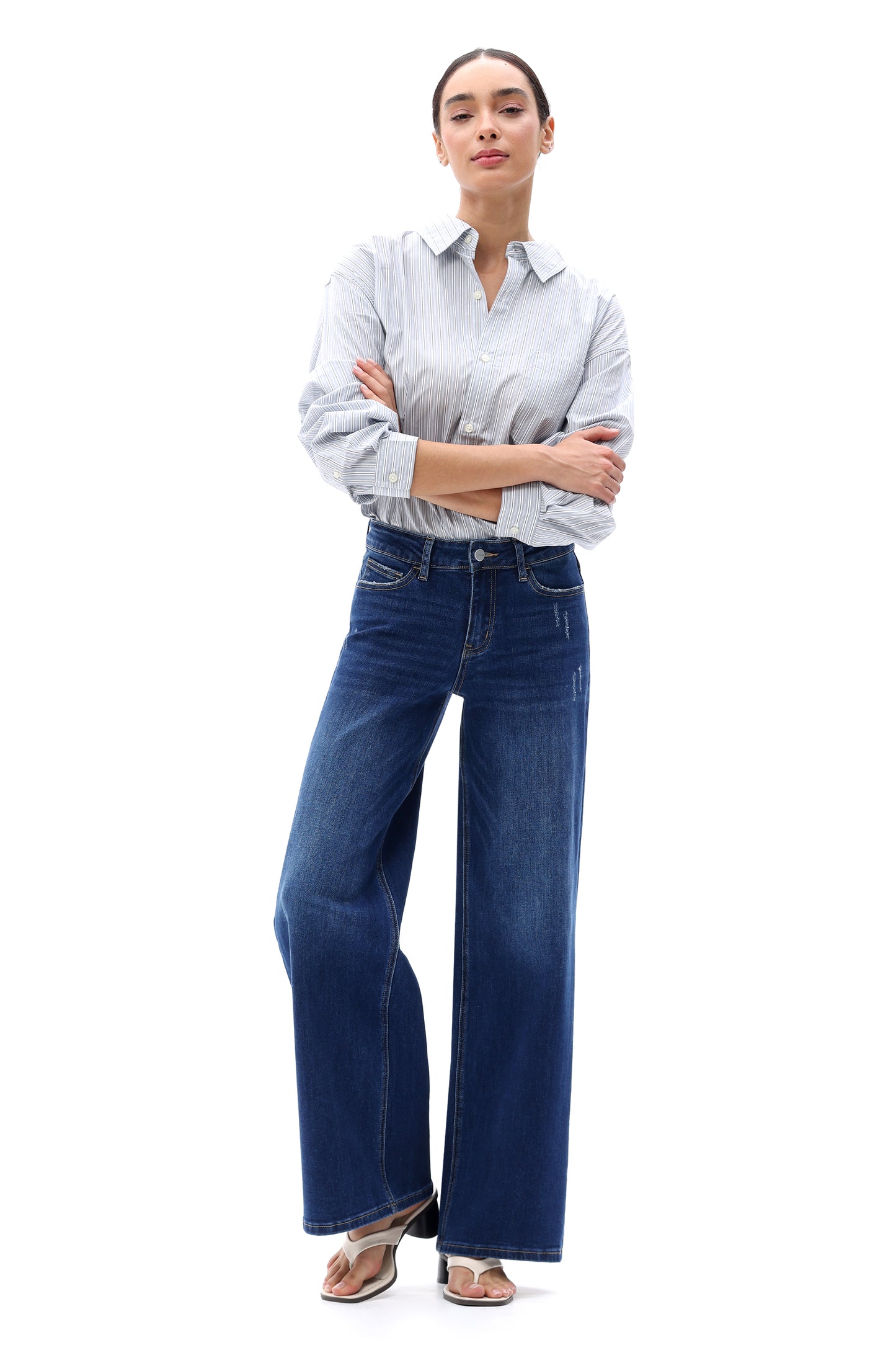 BBL Mid Rise Wide Leg Relaxed Jeans BG8001