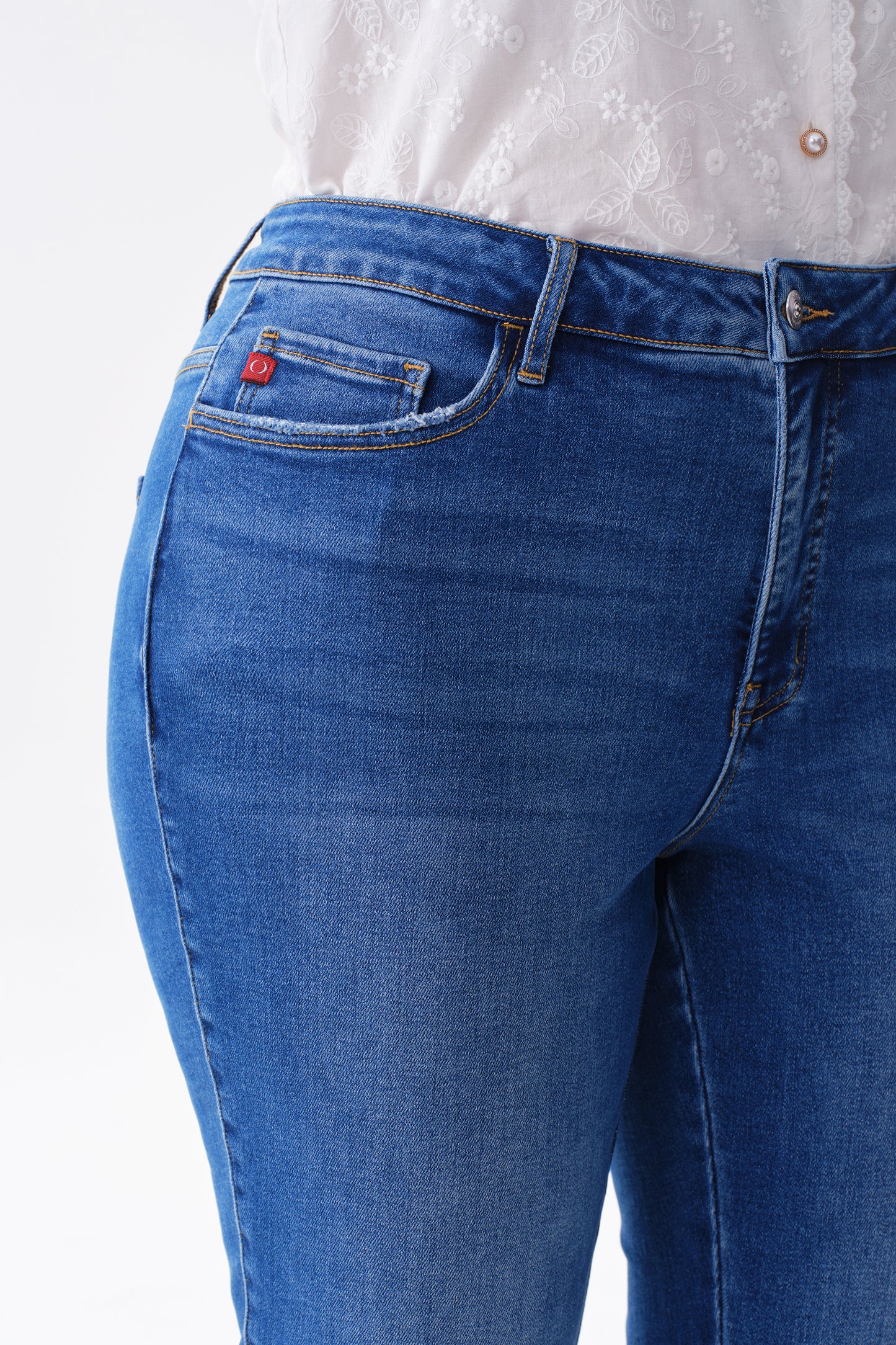 HIGH RISE STRAIGHT CROPPED JEANS ESFT630508-P