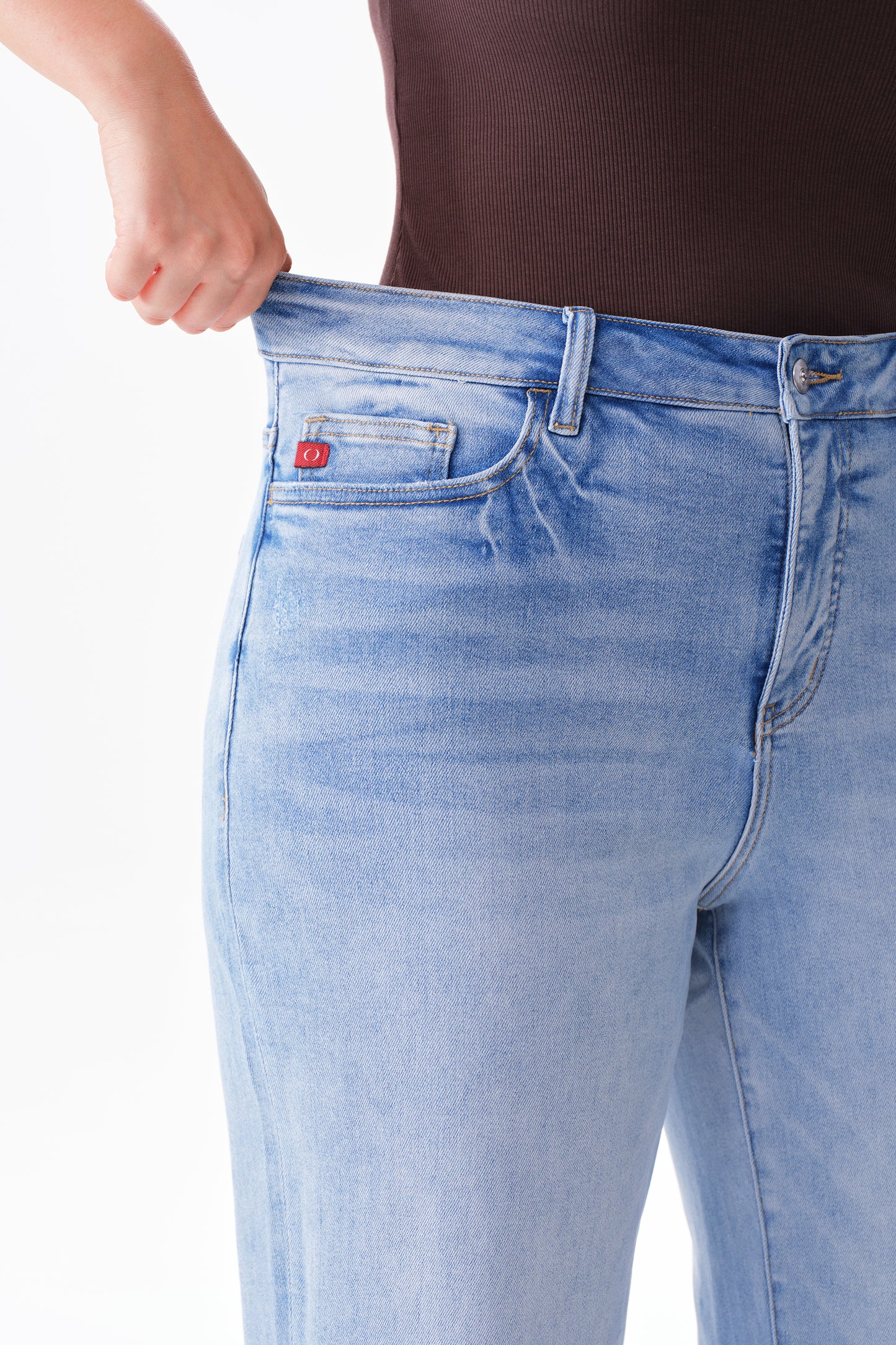 Plus High Rise Cuffed Wide Leg Cropped Jeans ESFW620802-P