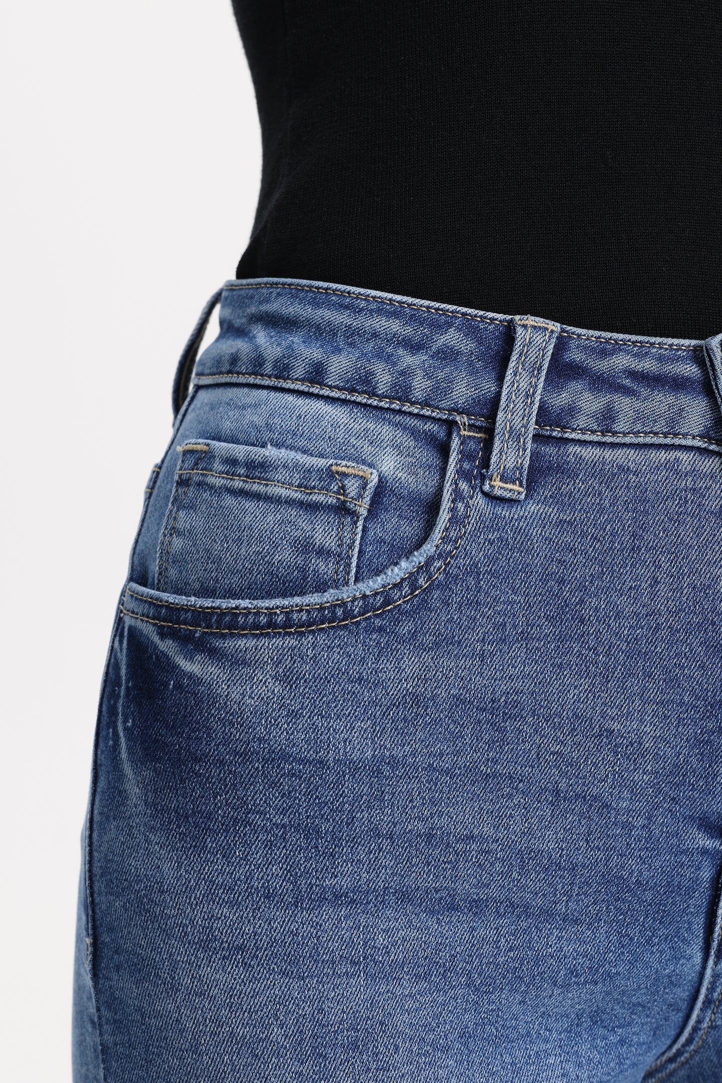 Cropped High Rise Wide Leg Jeans with Button-Fly Raw Hem OSN003