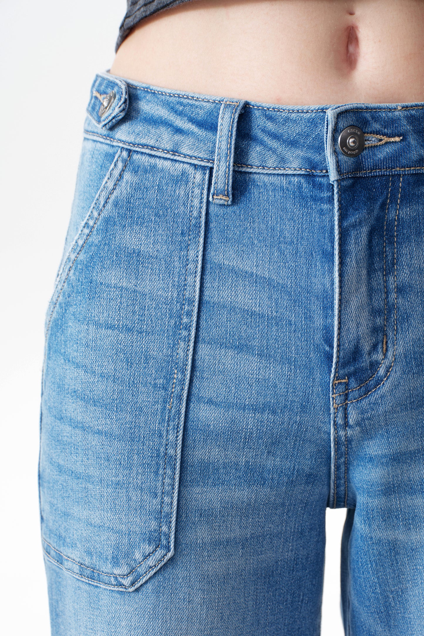 Mid High Rise Cuffed Baggy Wide Leg Full Jeans ESFW620839