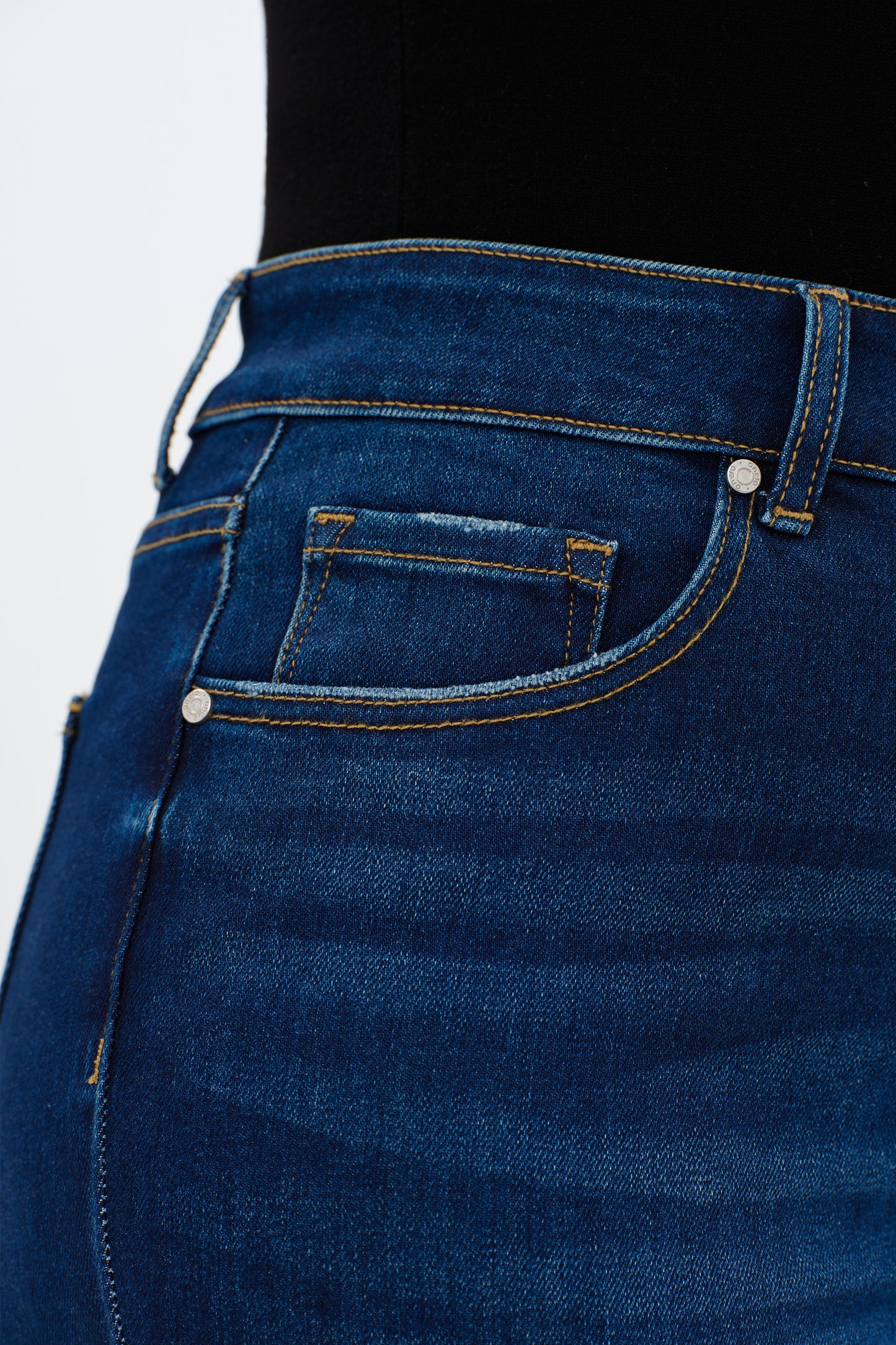 Plus Szie Flattering Mid Rise Flare Denim Jeans OSF1148EC-P