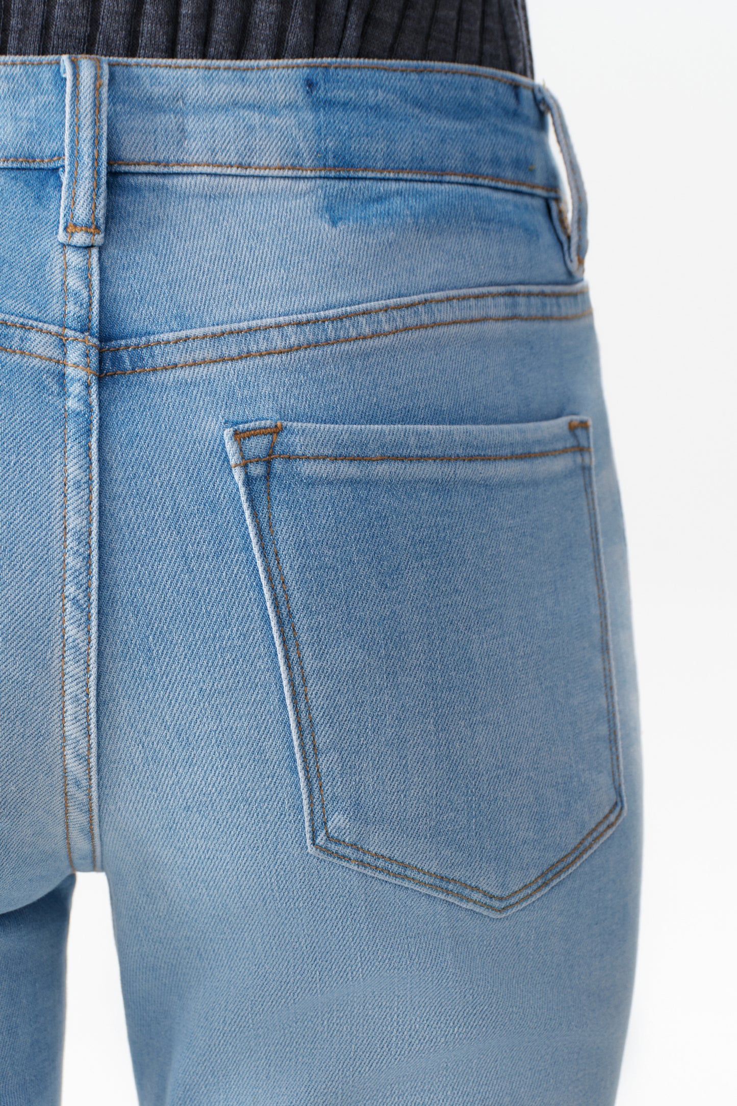 Mid Rise Raw Frayed Hem Ankle Bootcut Jeans OSF1142