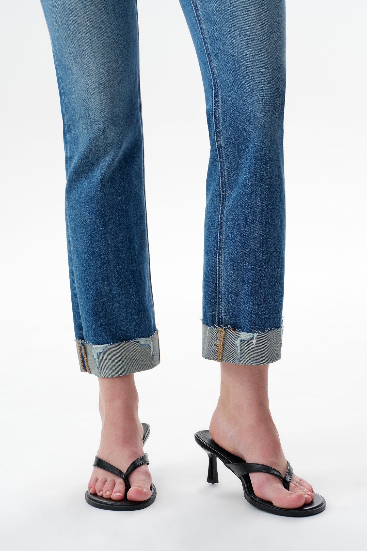 The Eloise Mid Rise Cuffed Straight Ankle Jeans ESFT620503