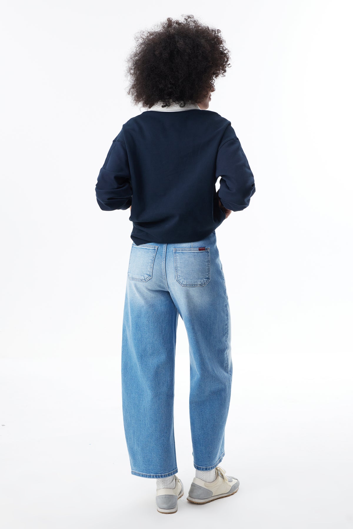 Super High Rise Elastic Waistband Barrel Cropped Jeans ESFO630X04