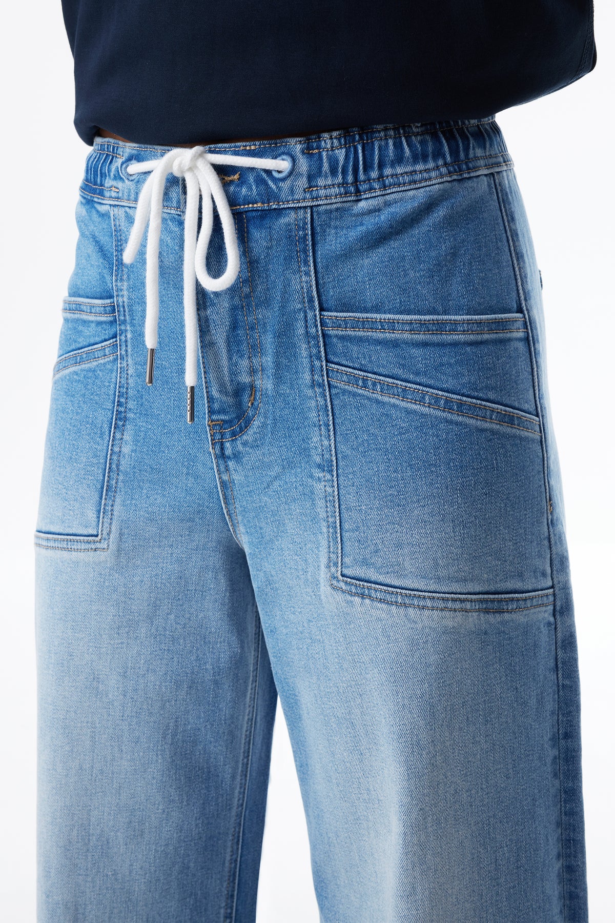 Super High Rise Elastic Waistband Barrel Cropped Jeans ESFO630X04