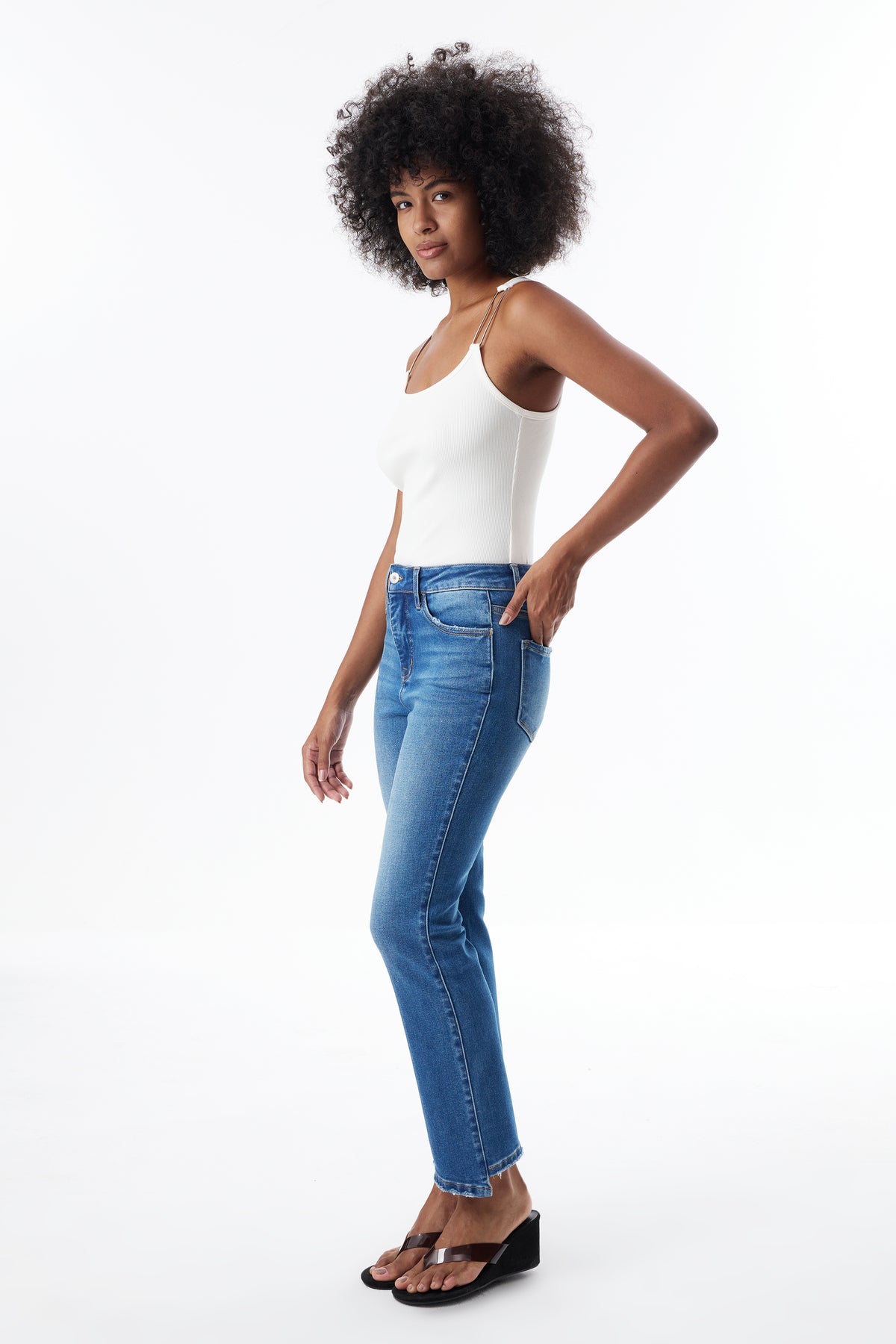 HIGH RISE STRAIGHT CROPPED JEANS ESFT630508